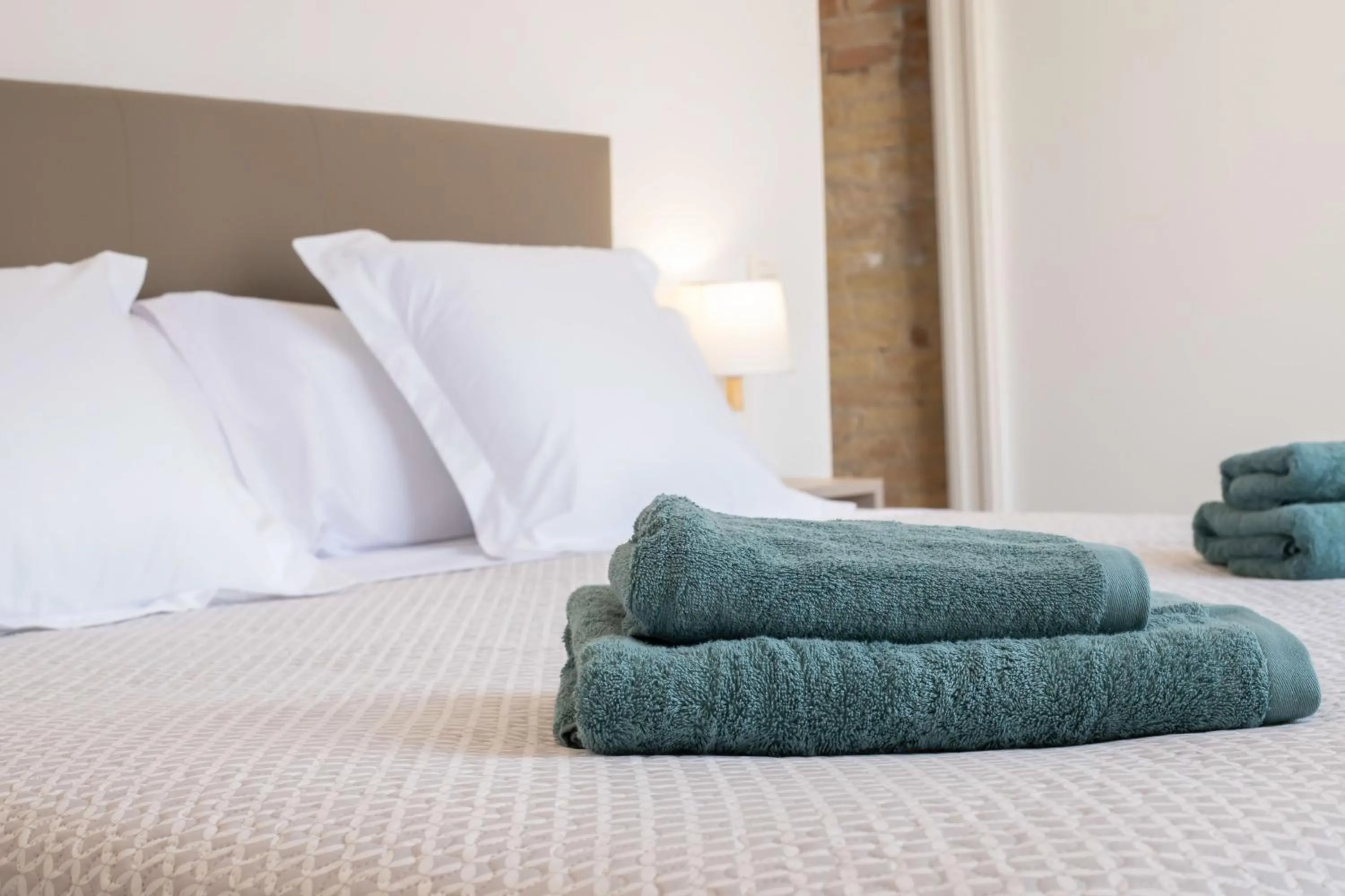 Bed in LucasLand Apartments Barcelona