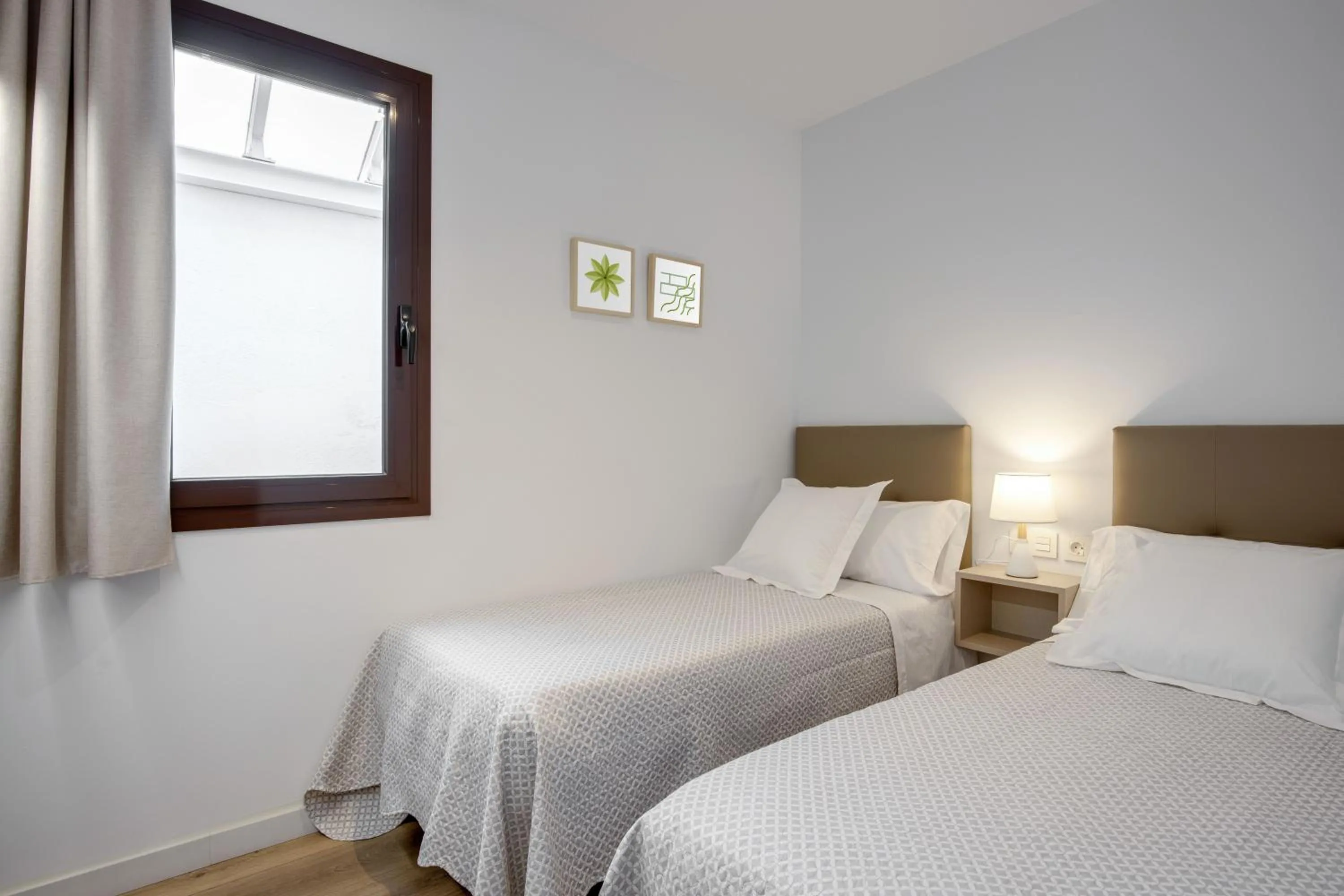 Bed in LucasLand Apartments Barcelona