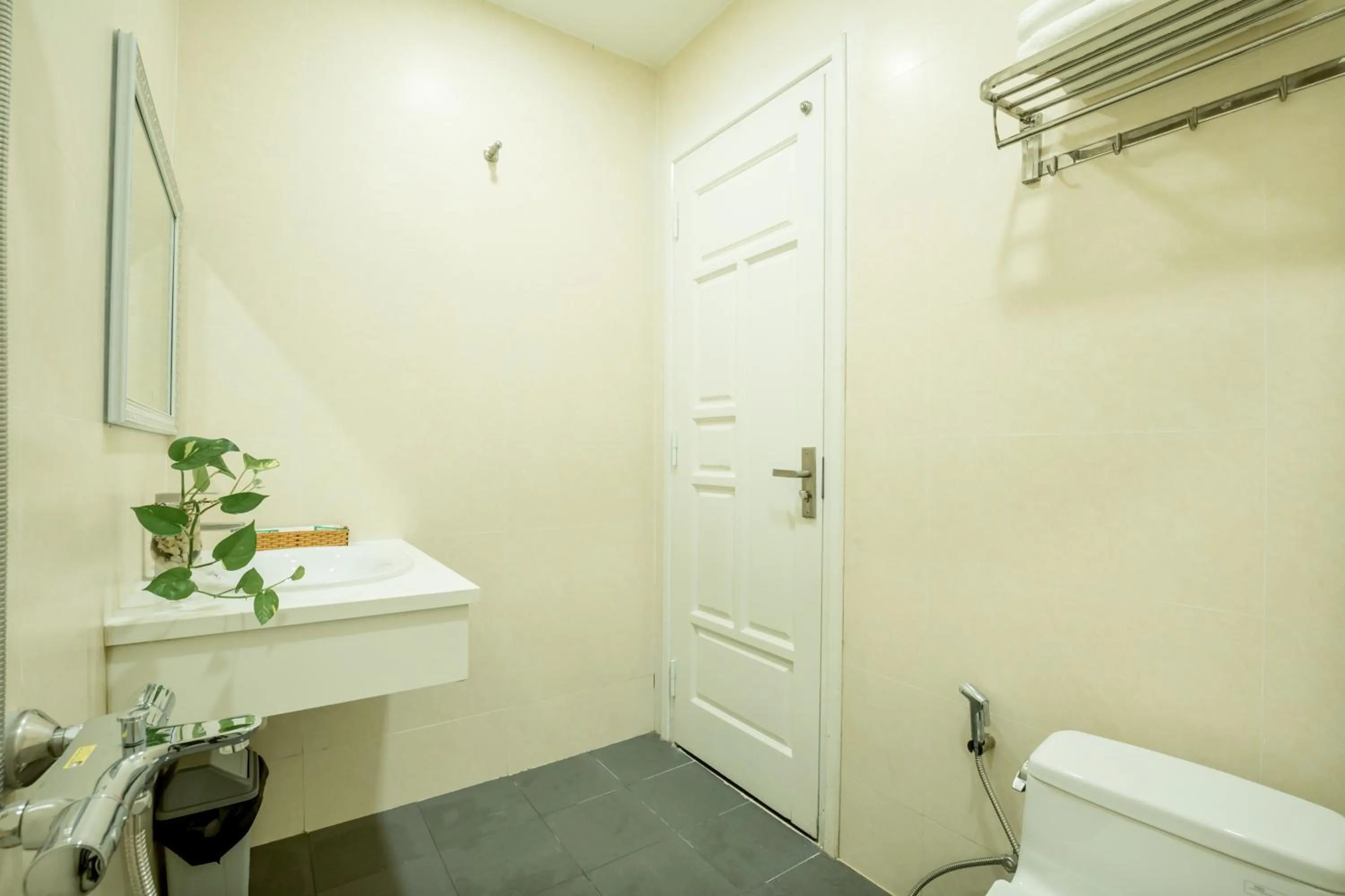 Green Tree Hotel Phú Quốc