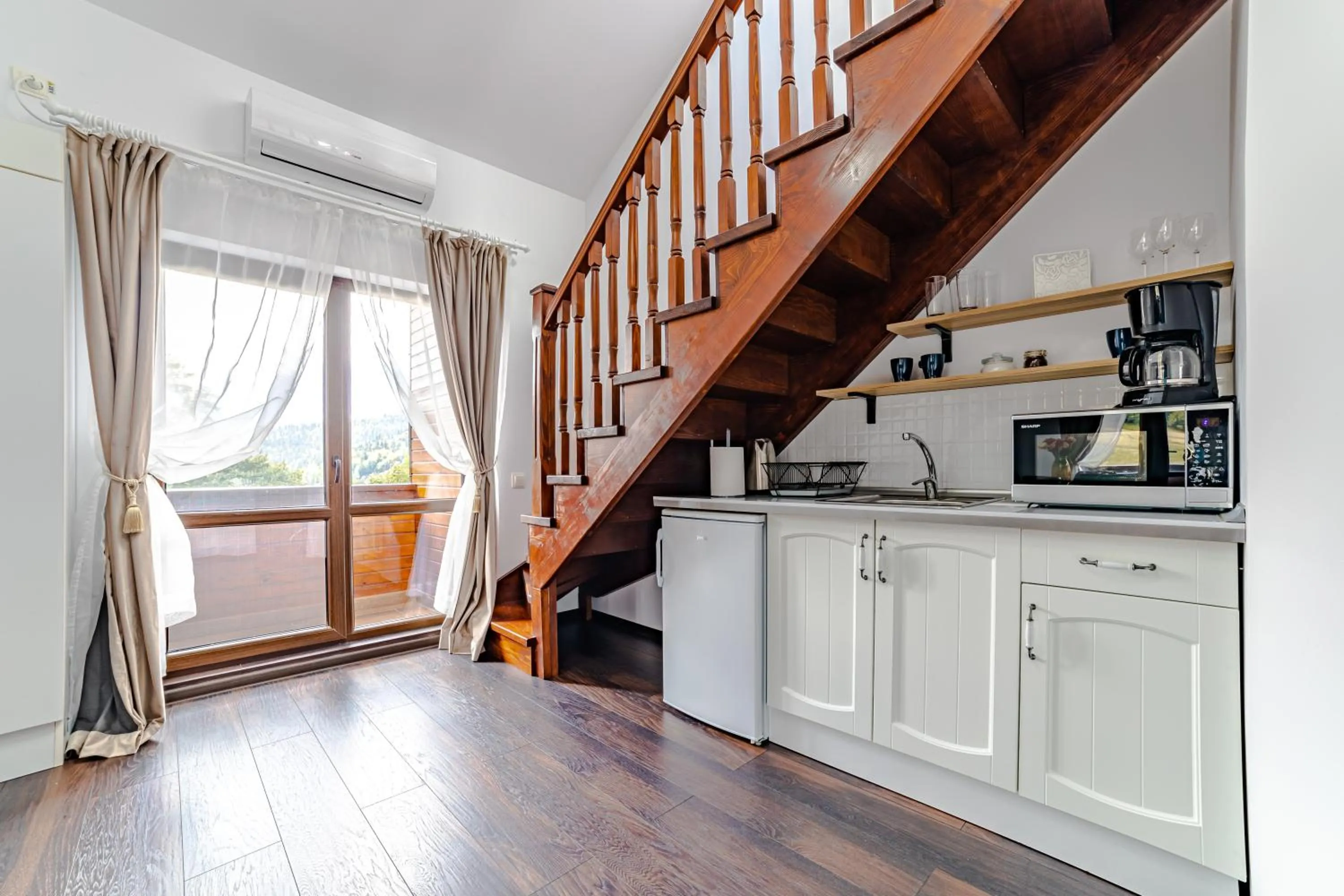 Kitchen or kitchenette in Yael Luxury Apartments 3