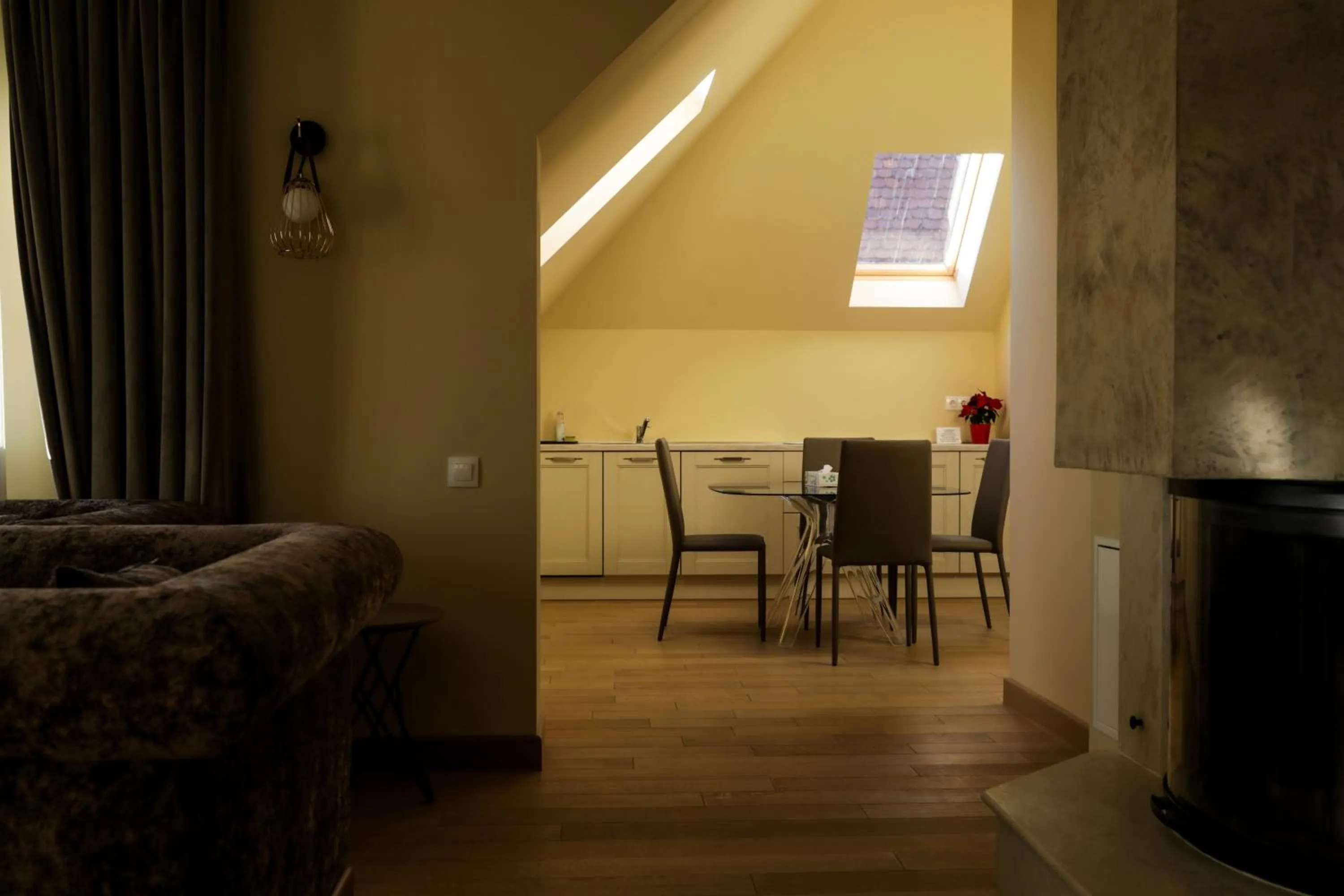 Logo/Certificate/Sign in Expecto Apartments