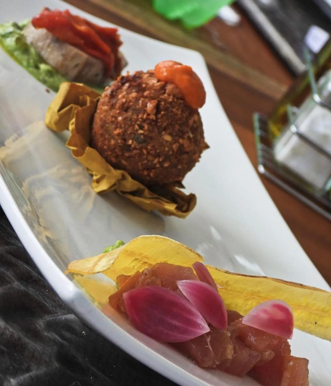 Food and drinks in Visiwa Beach Resort