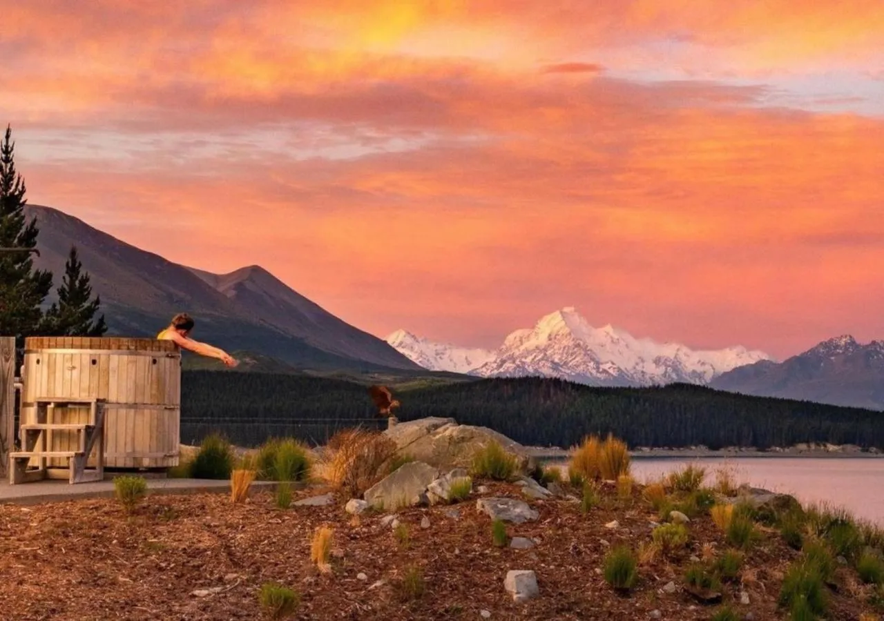 Nearby landmark in Mt Cook Lakeside Retreat