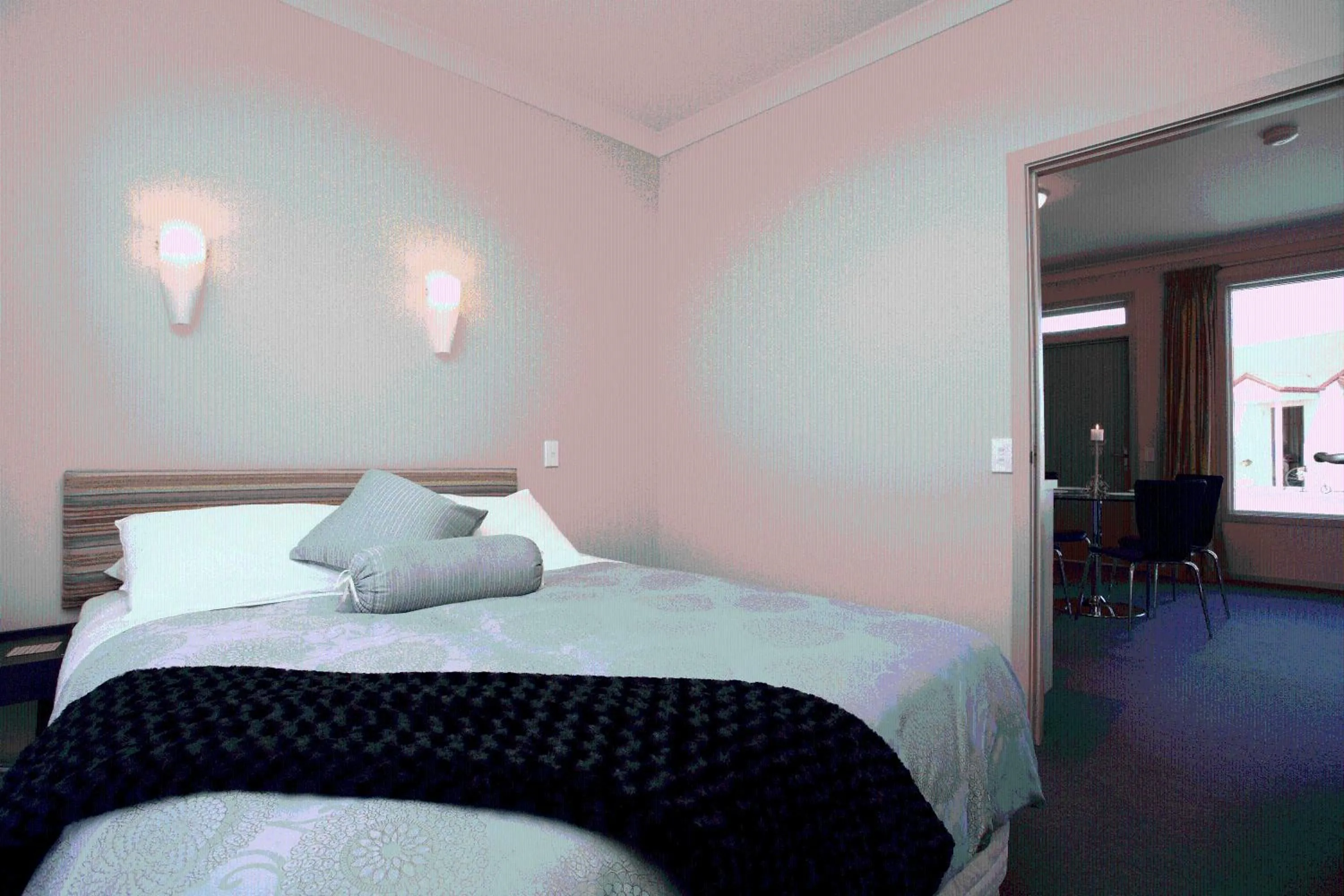 Bedroom, Bed in Hawkdun Lodge Motel