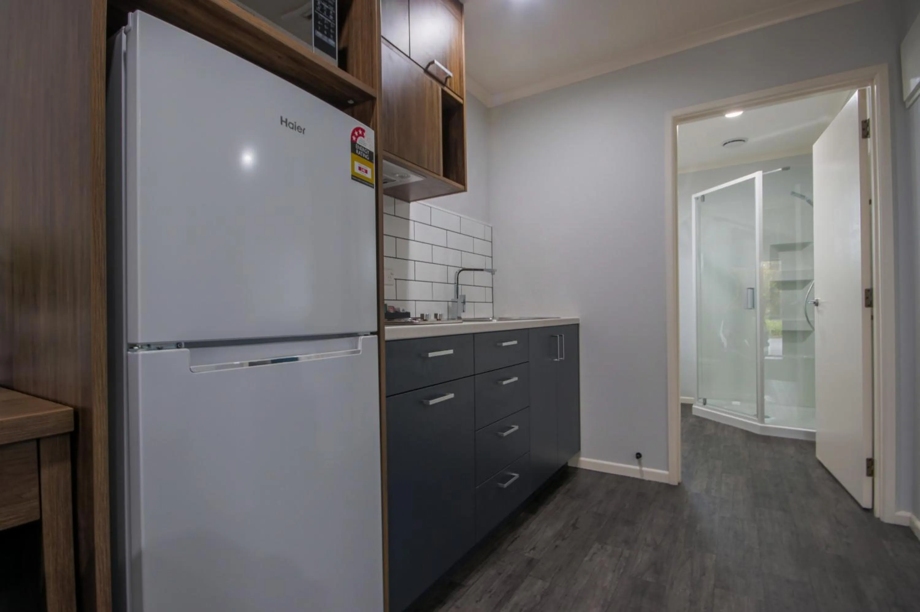 Kitchen or kitchenette in Antonio Mews Motel