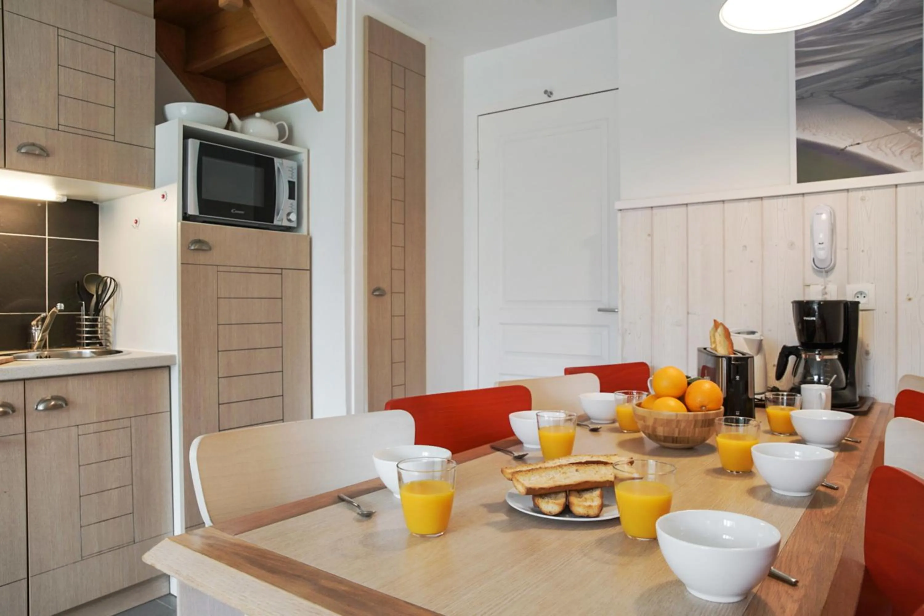 TV and multimedia in Pierre & Vacances Premium Résidence de la Plage