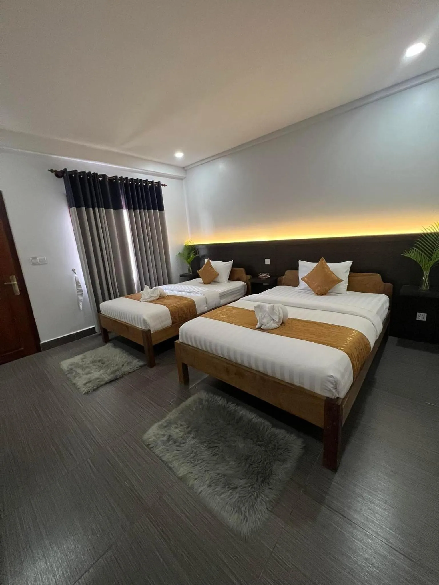 Photo of the whole room, Bed in The Moon Kampot Boutique