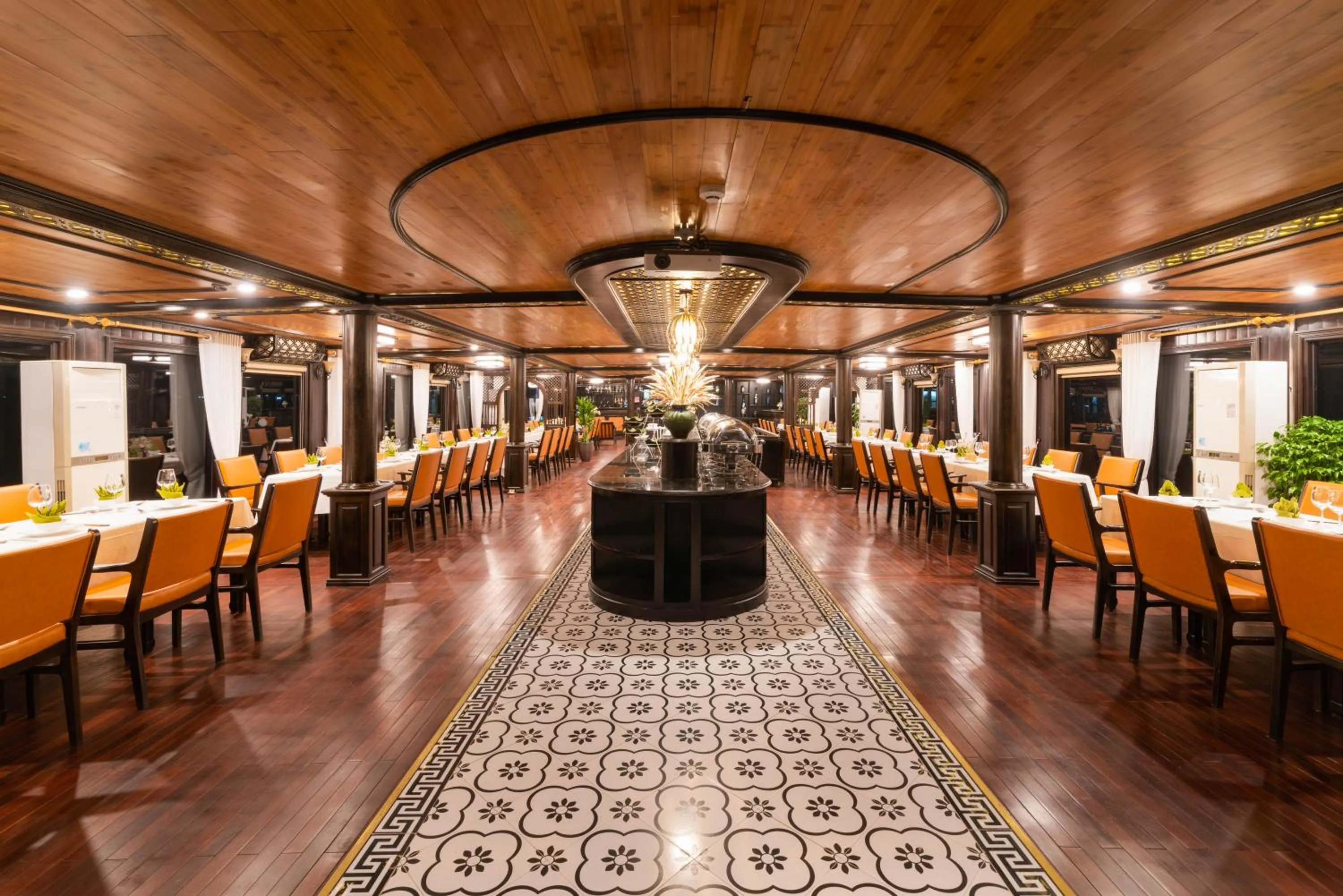 Dining area in Victory Star Cruise