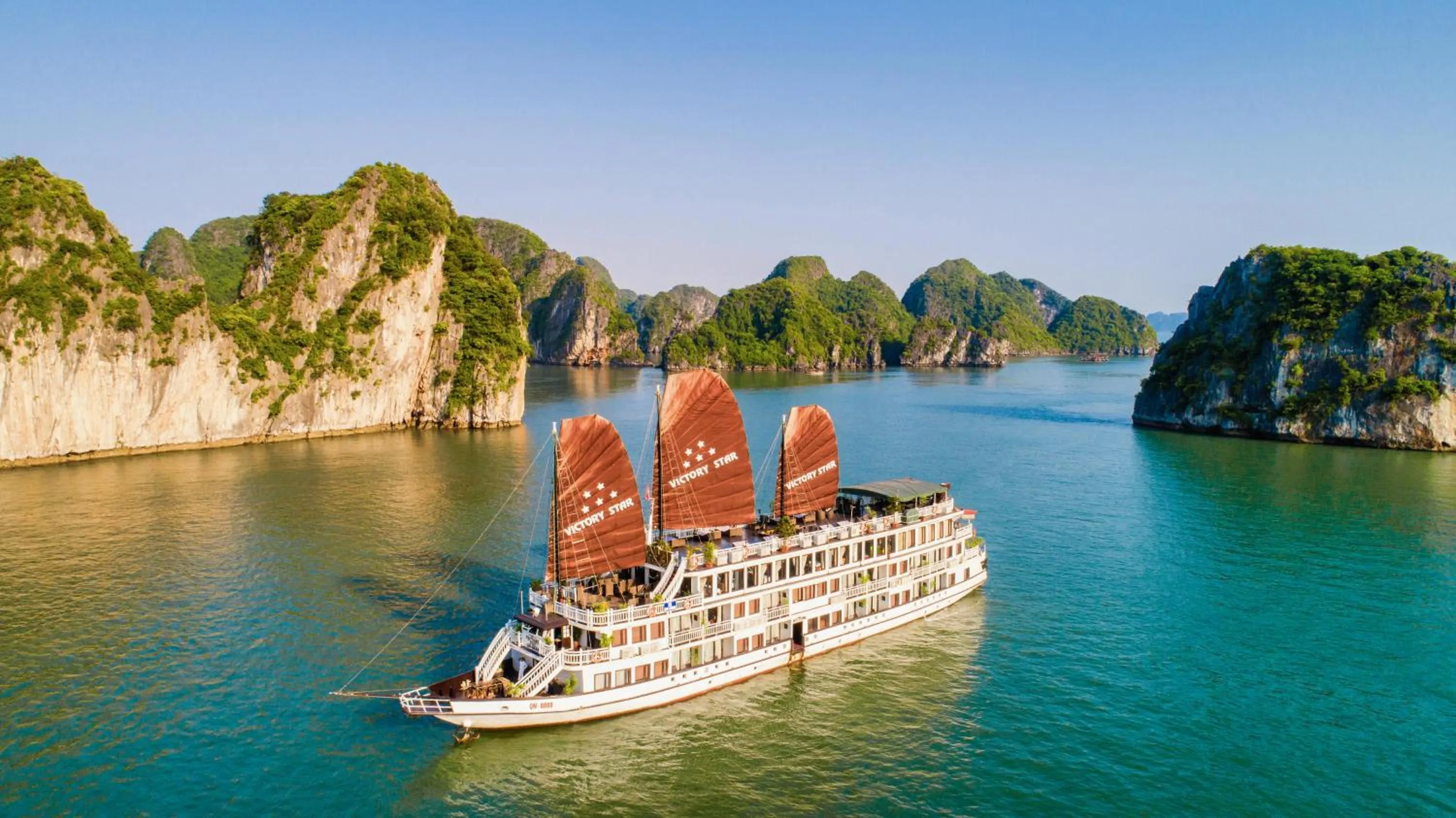 Natural landscape in Victory Star Cruise