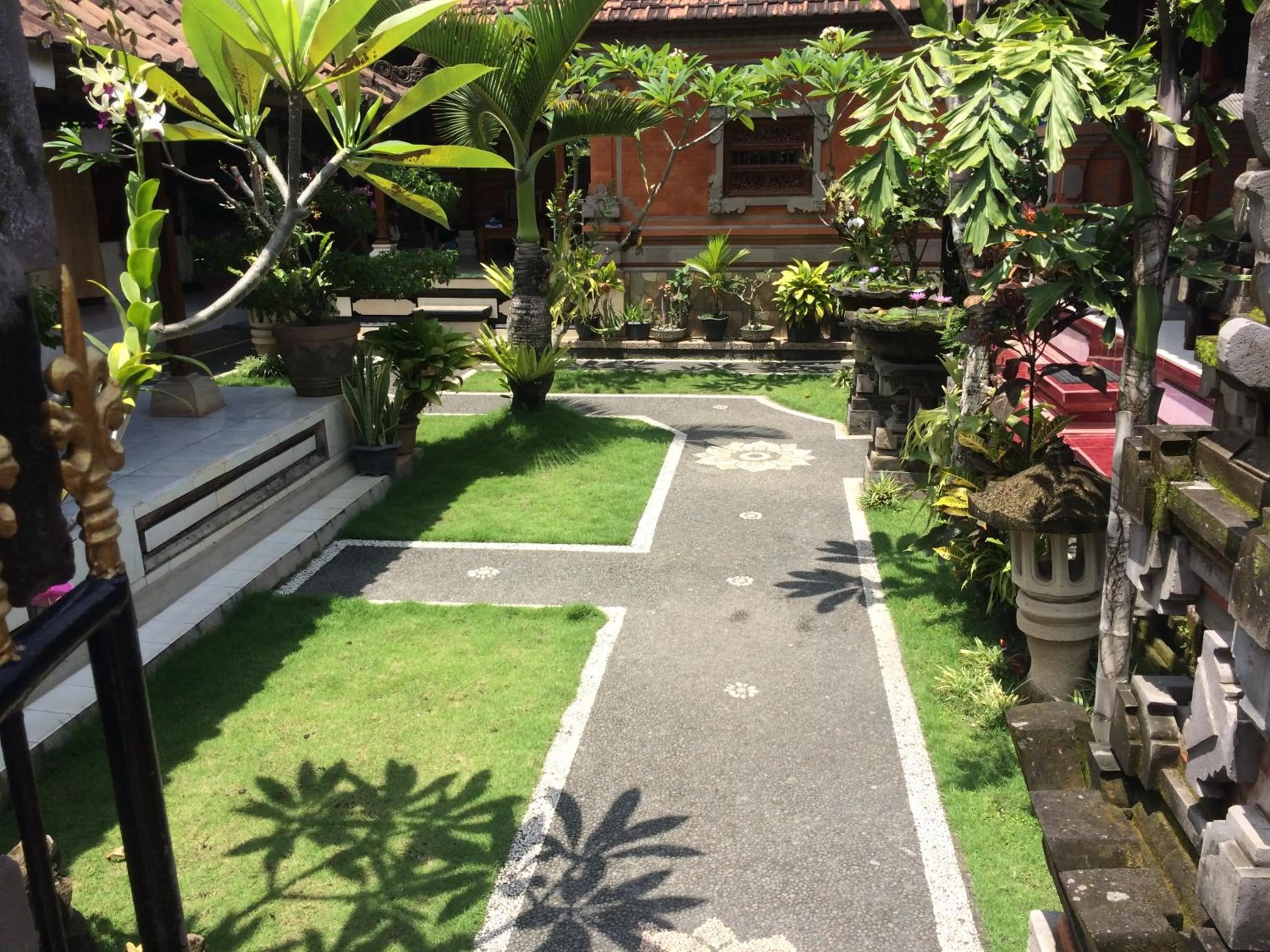 Garden in Arsa Homestay & Spa