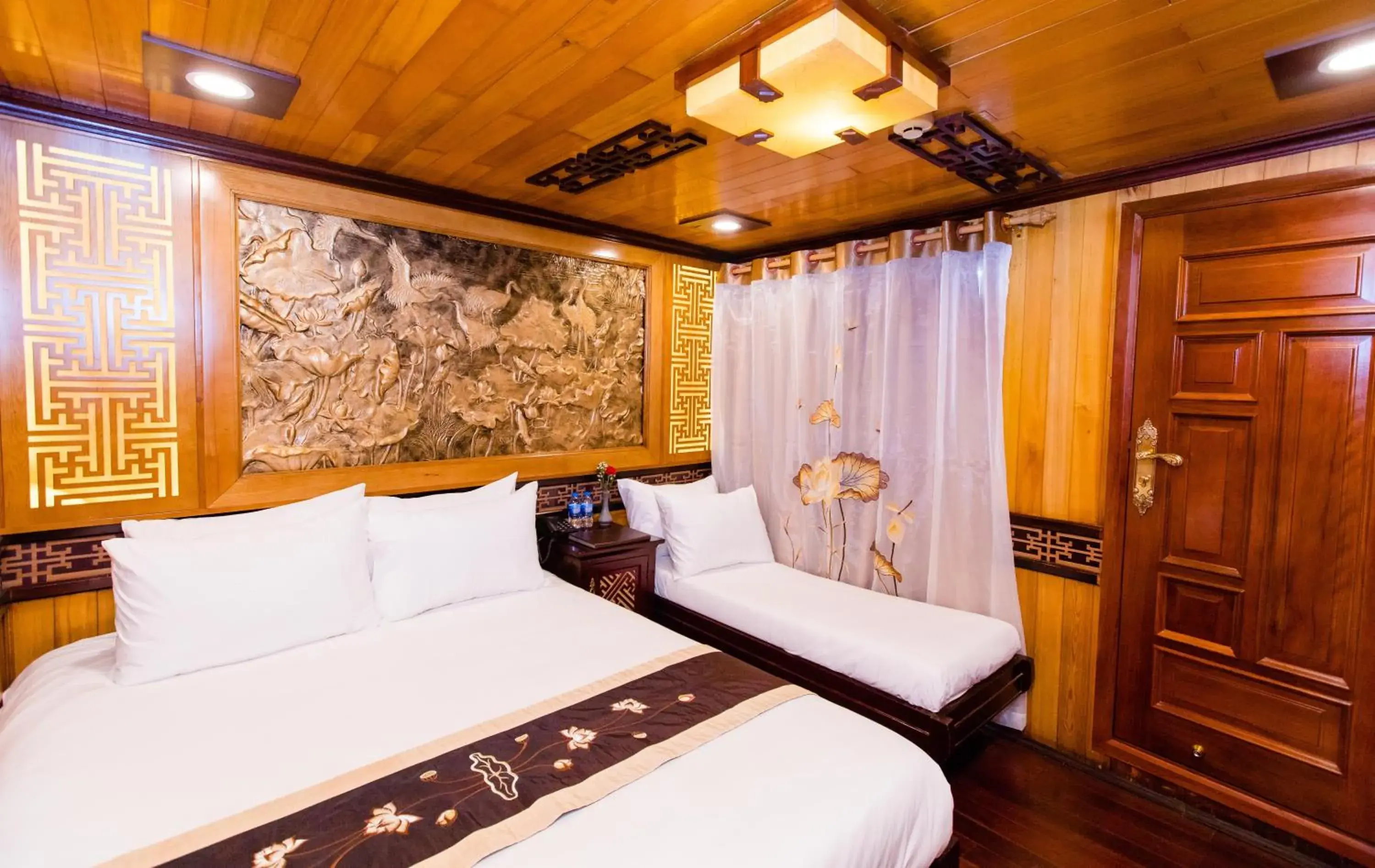 Deluxe Triple Room with Sea View - single occupancy in Victory Cruise Deluxe Triple Room with Sea View - single occupancy in Victory Cruise