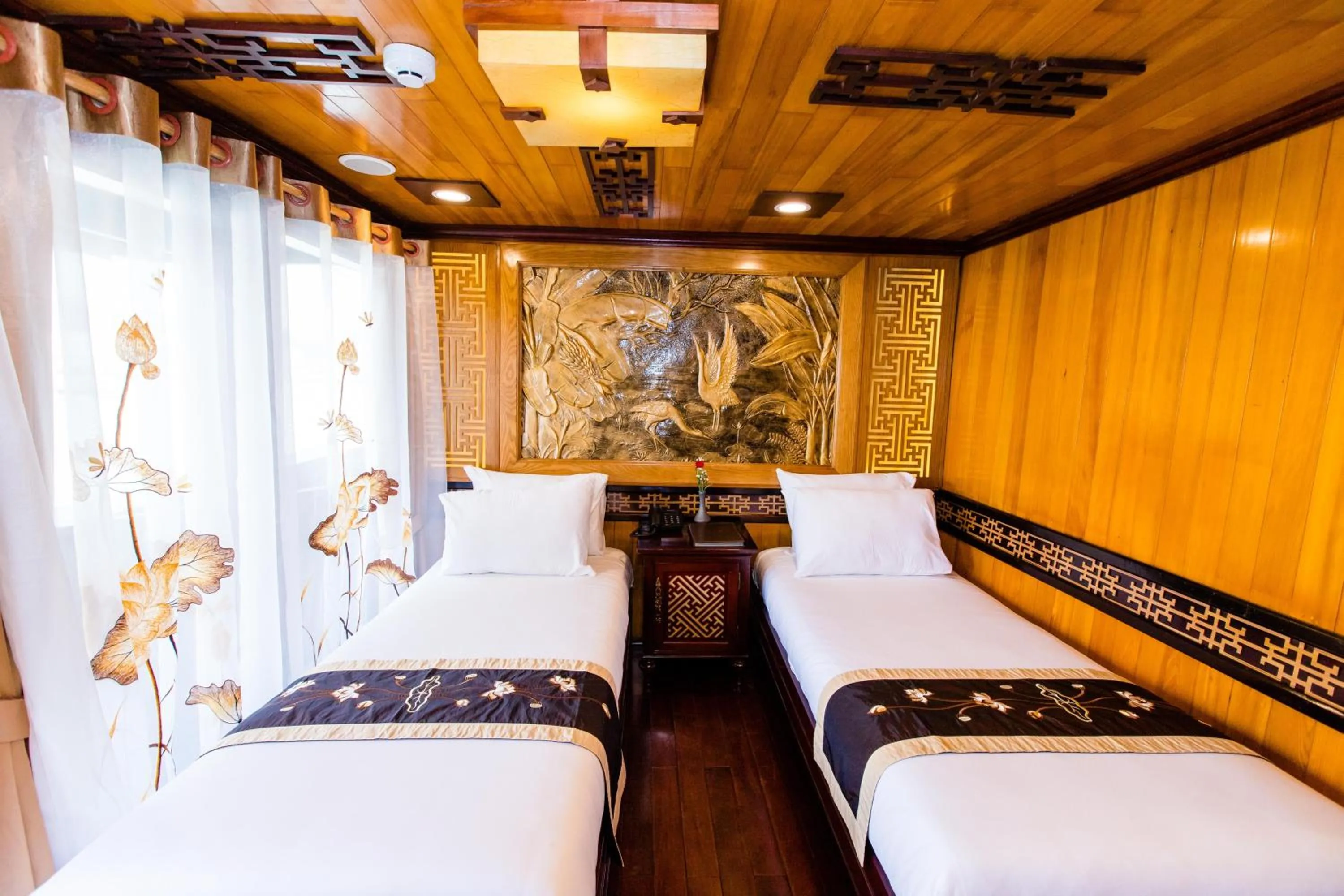 Bedroom, Bed in Victory Cruise