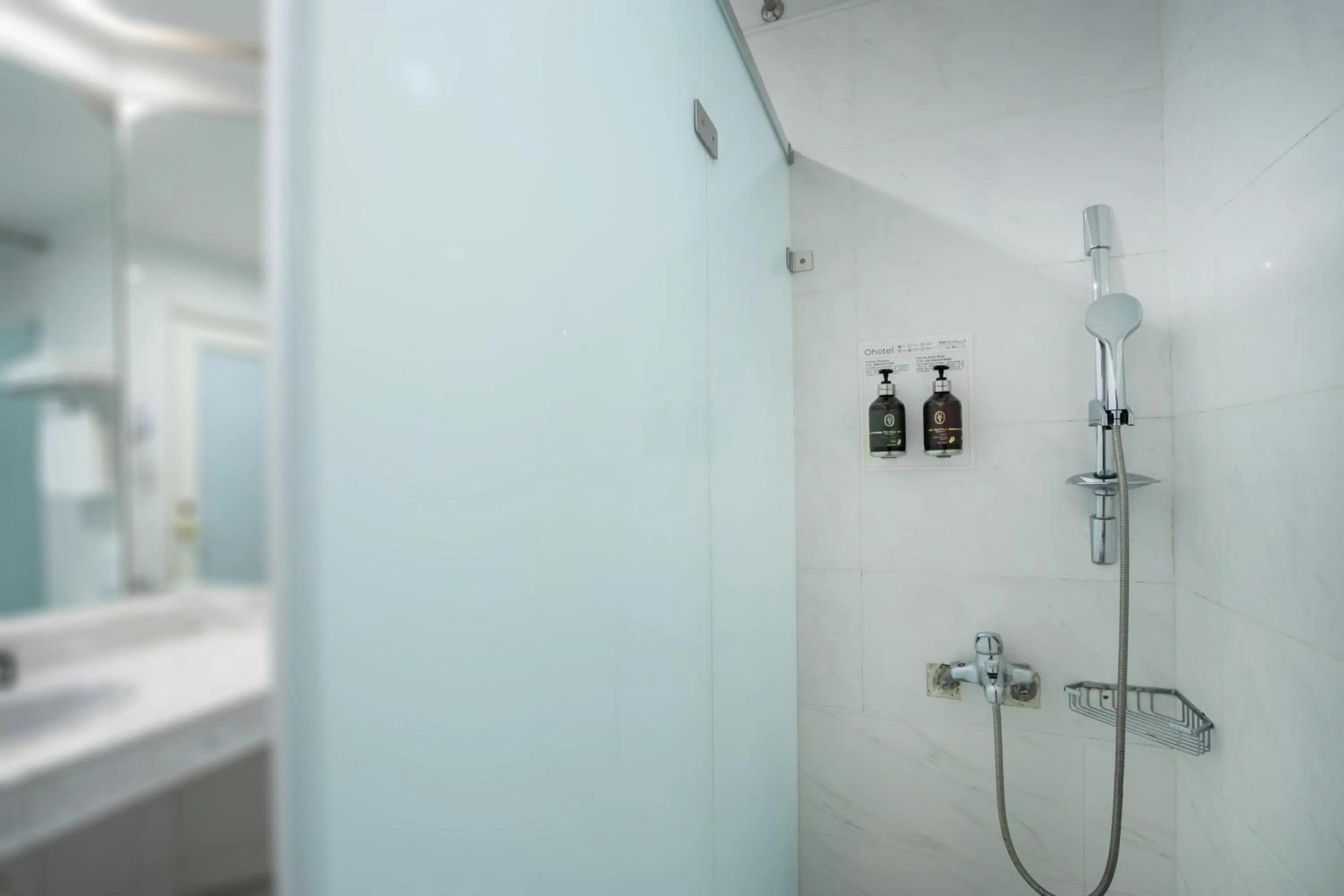 Shower in Ohotel