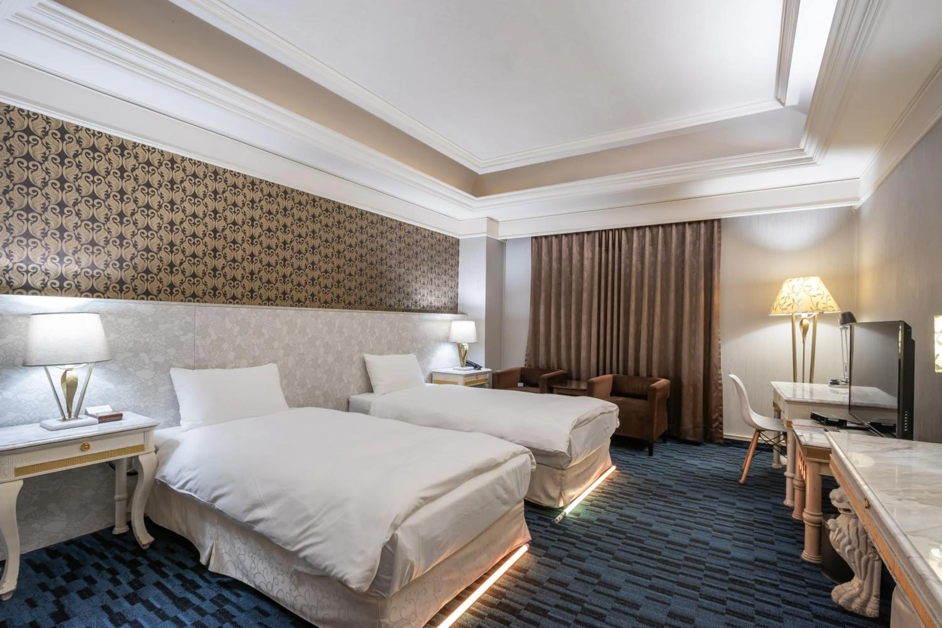 Bedroom, Bed in Ohotel