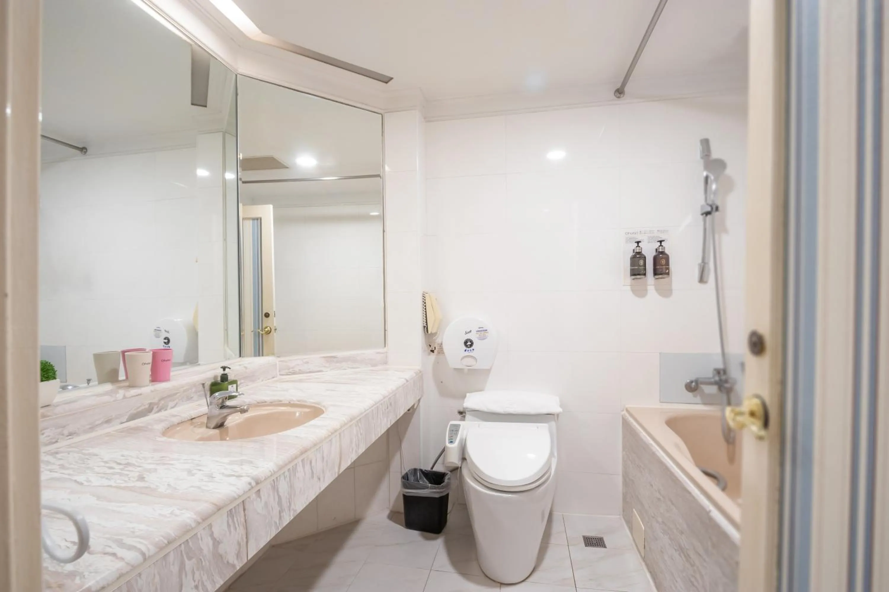 Bathroom in Ohotel