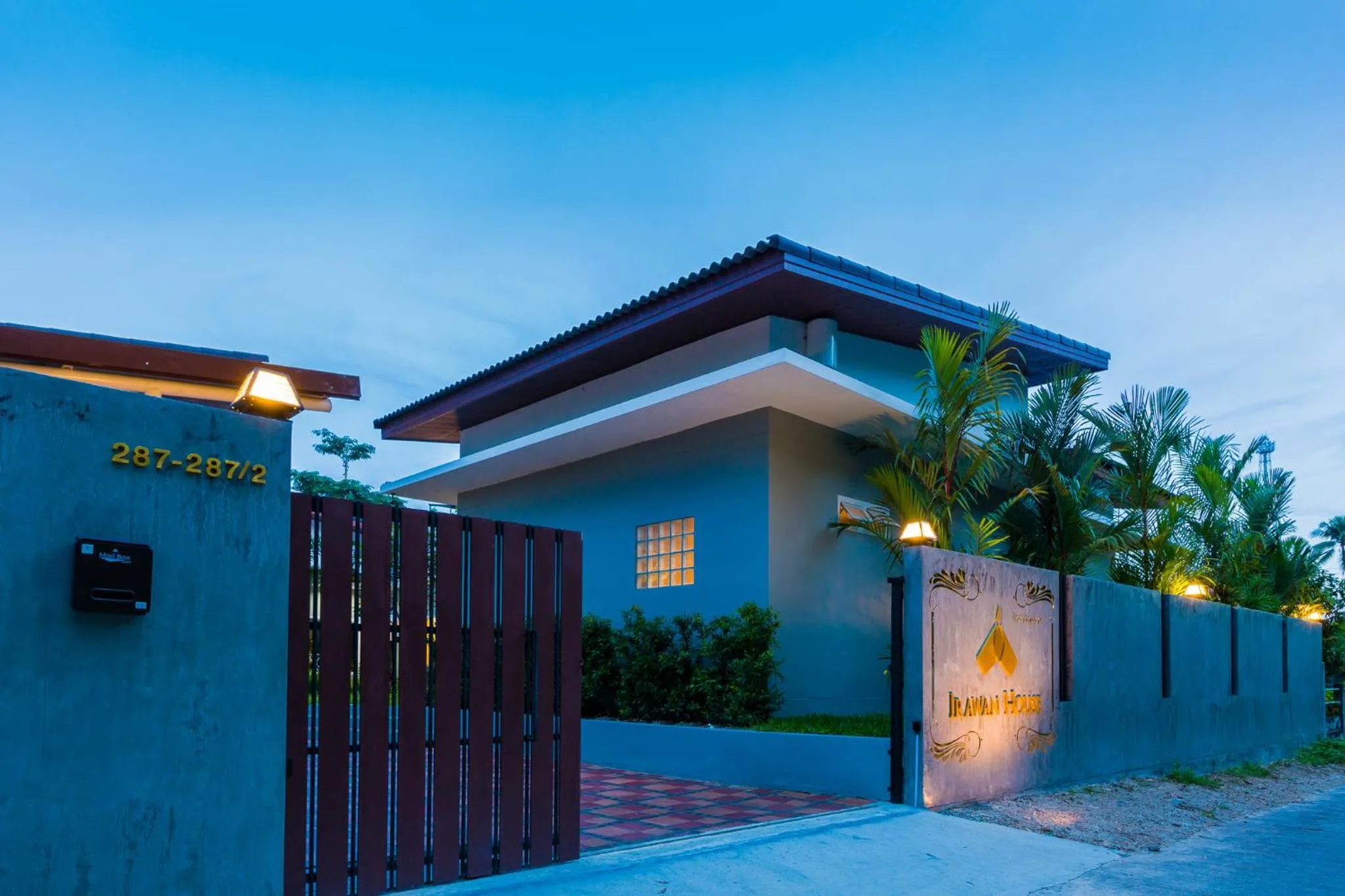 Area and facilities in Irawan House