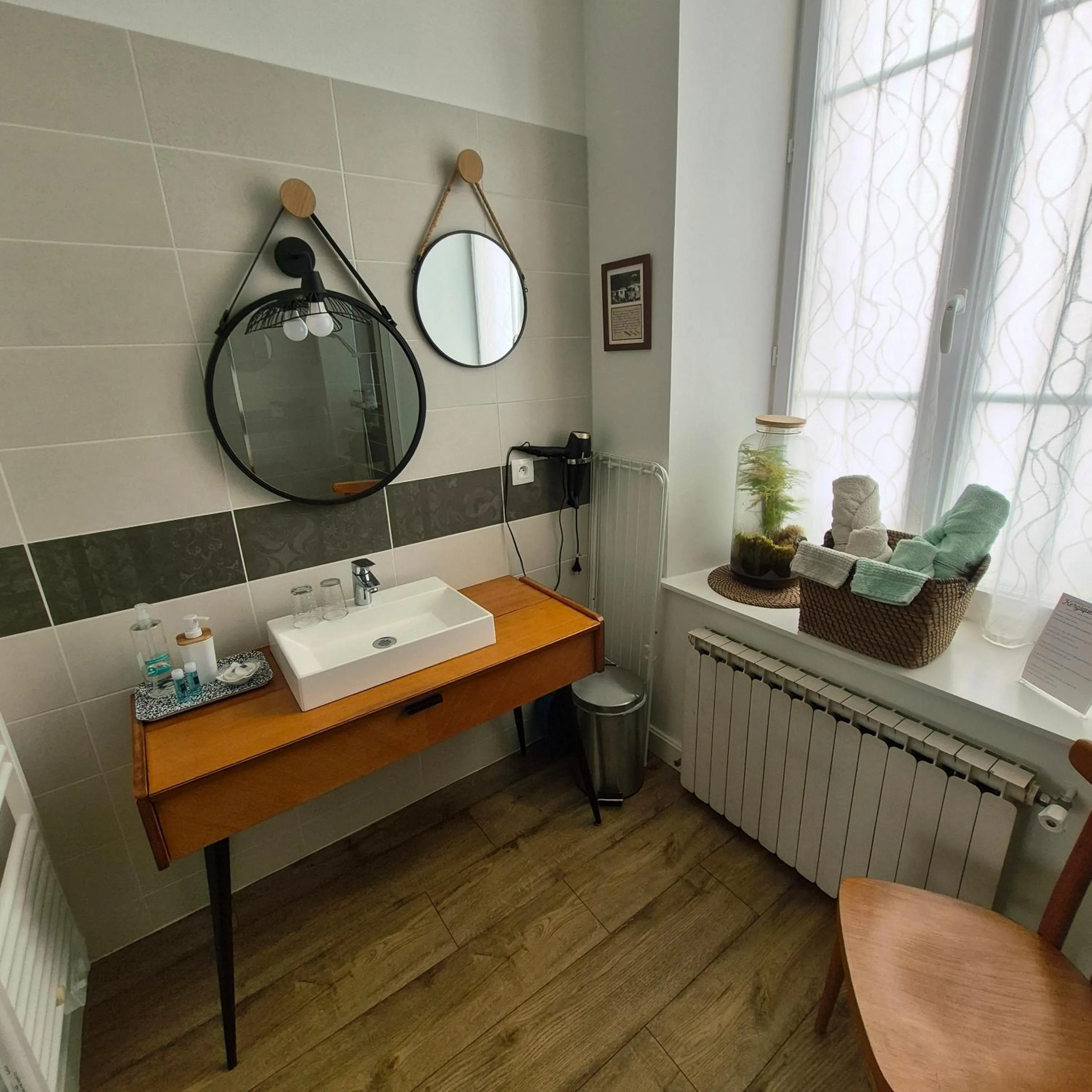Bathroom in Maison d’hôtes KERGIQUEL