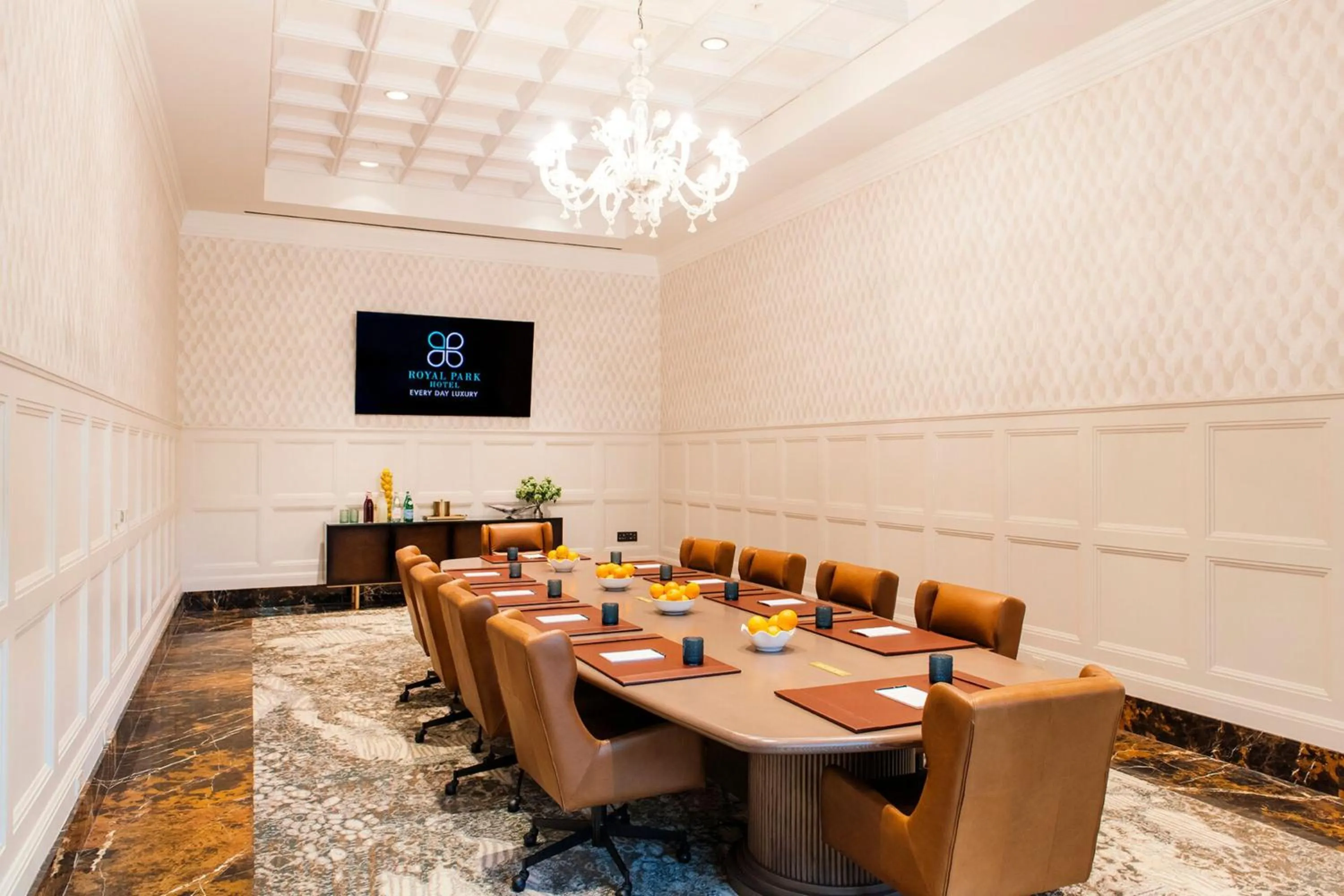 Meeting/conference room in Royal Park Hotel