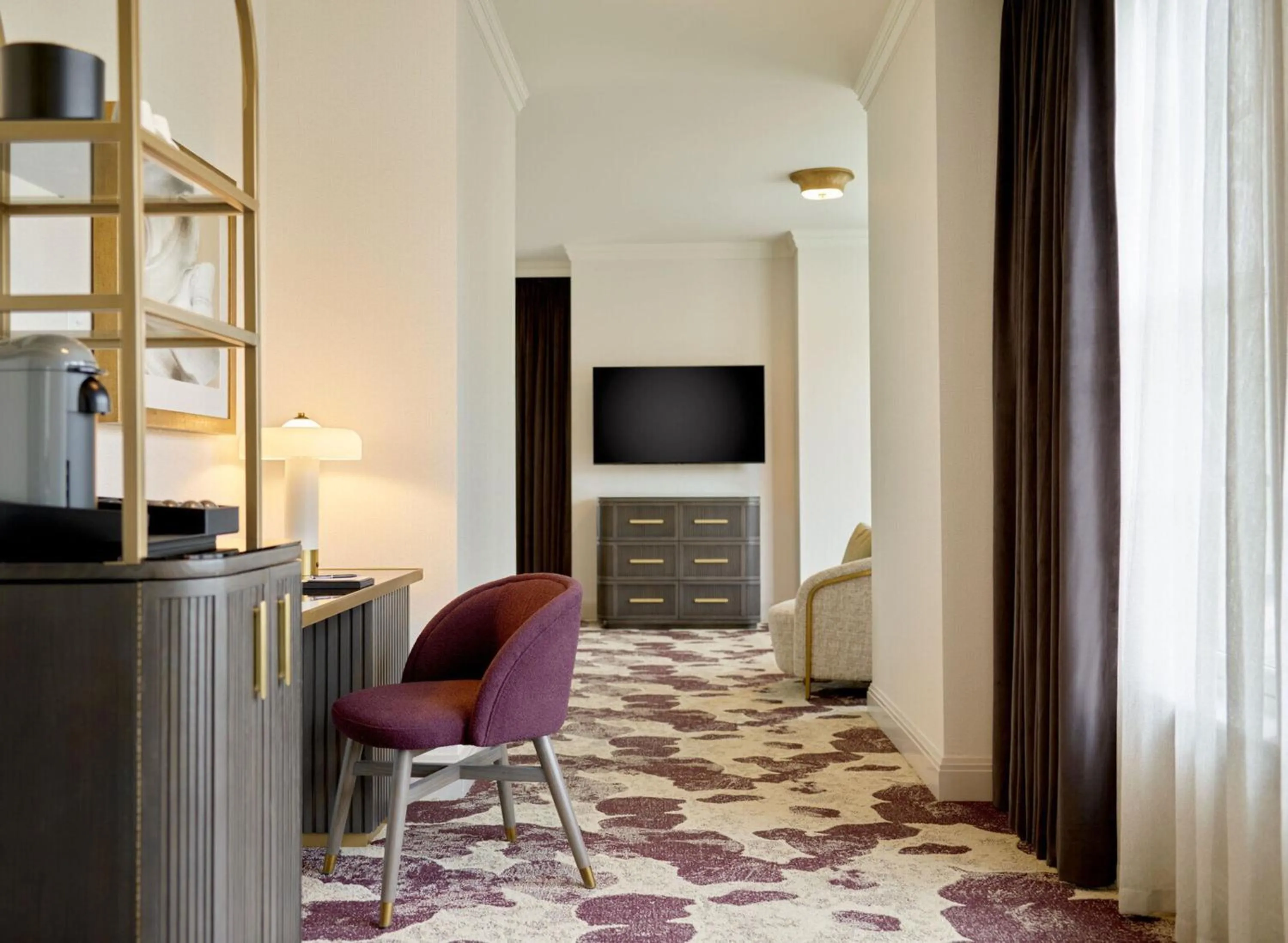 Seating area in Royal Park Hotel