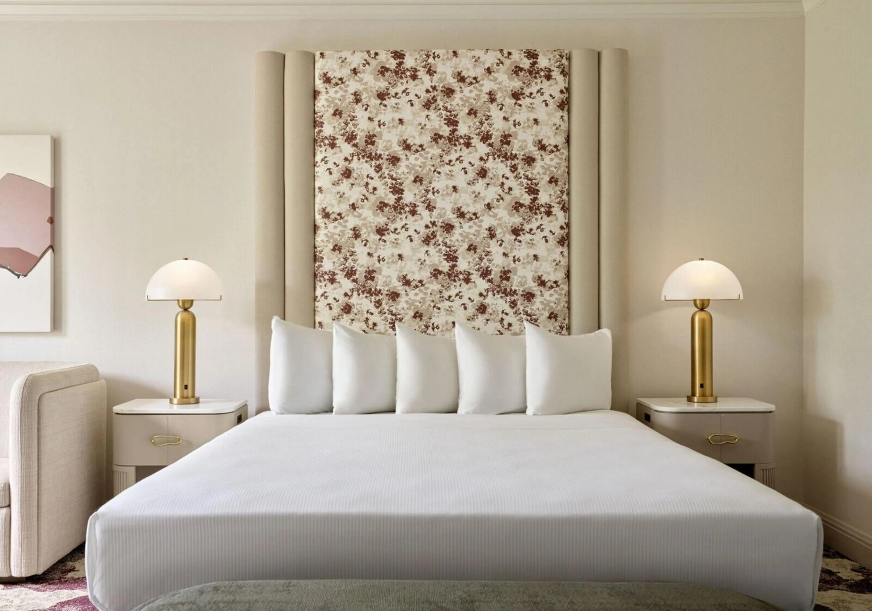 Bed in Royal Park Hotel