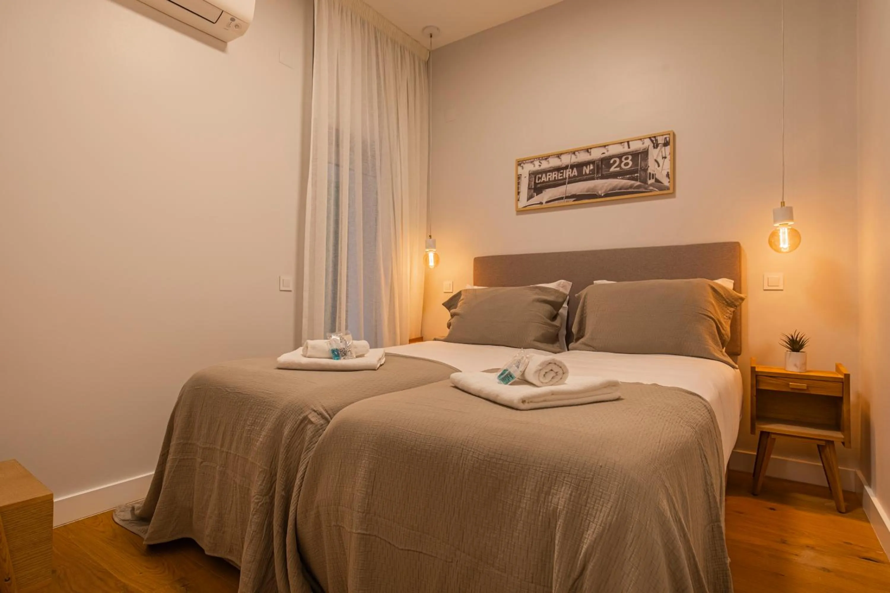 Bedroom, Bed in Upscale & Modern 2BDR Apartment