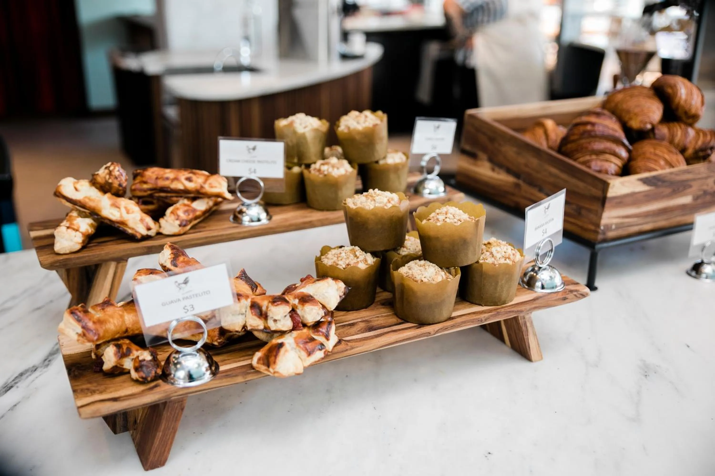 Restaurant/places to eat in Hotel Haya