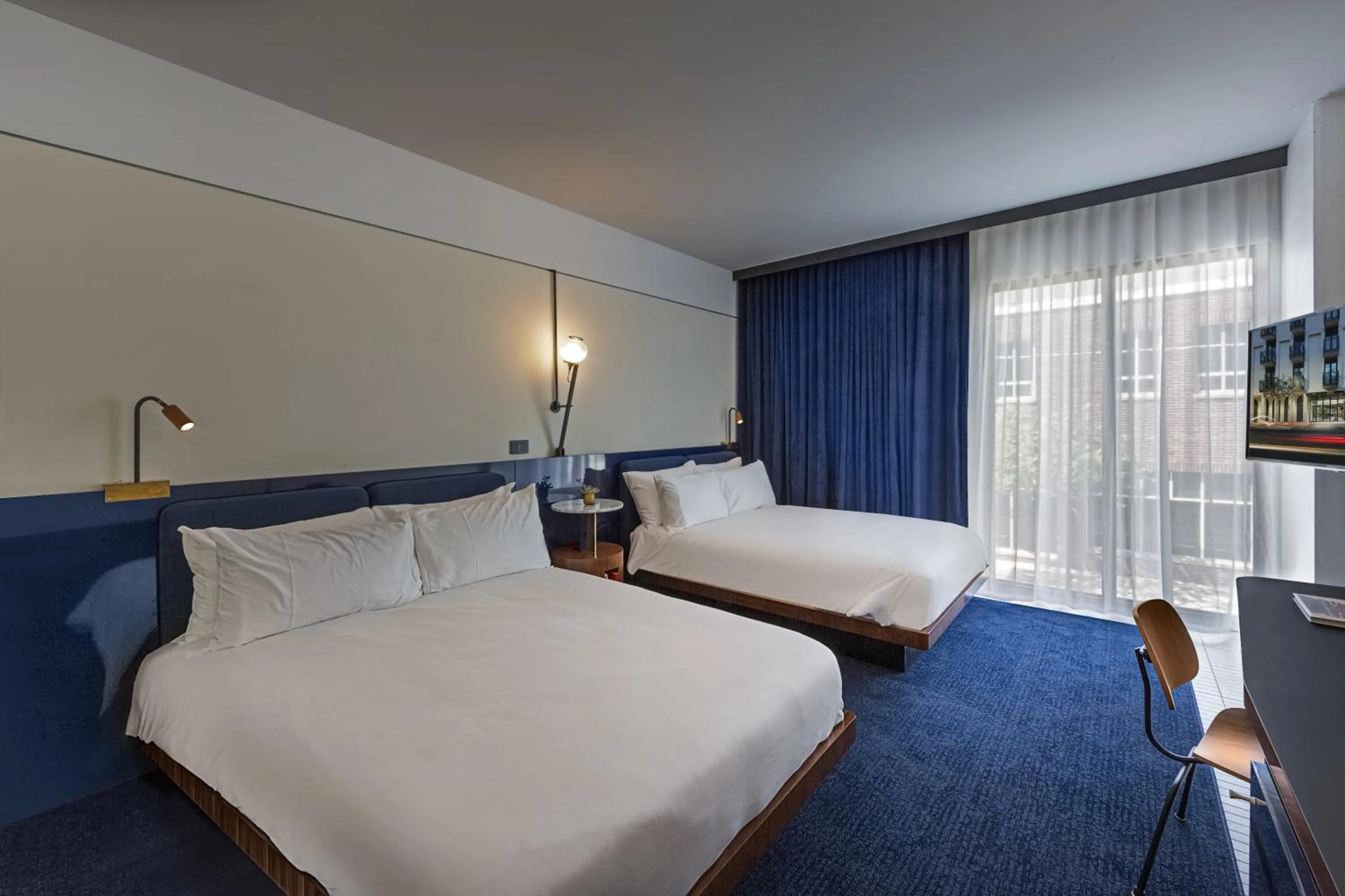 Balcony/Terrace, Bed in Hotel Haya