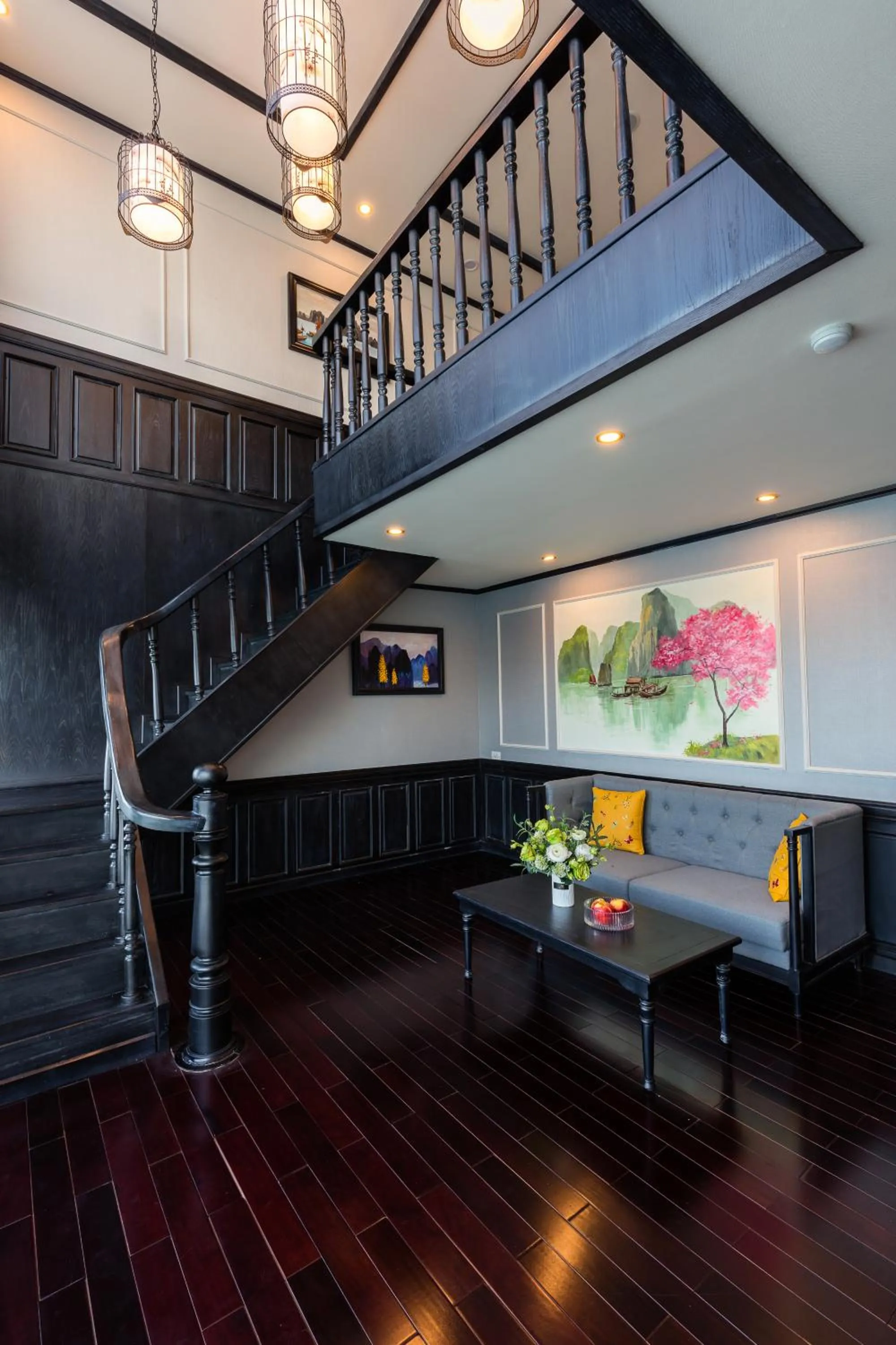 Seating area in La Regina Grand Cruise