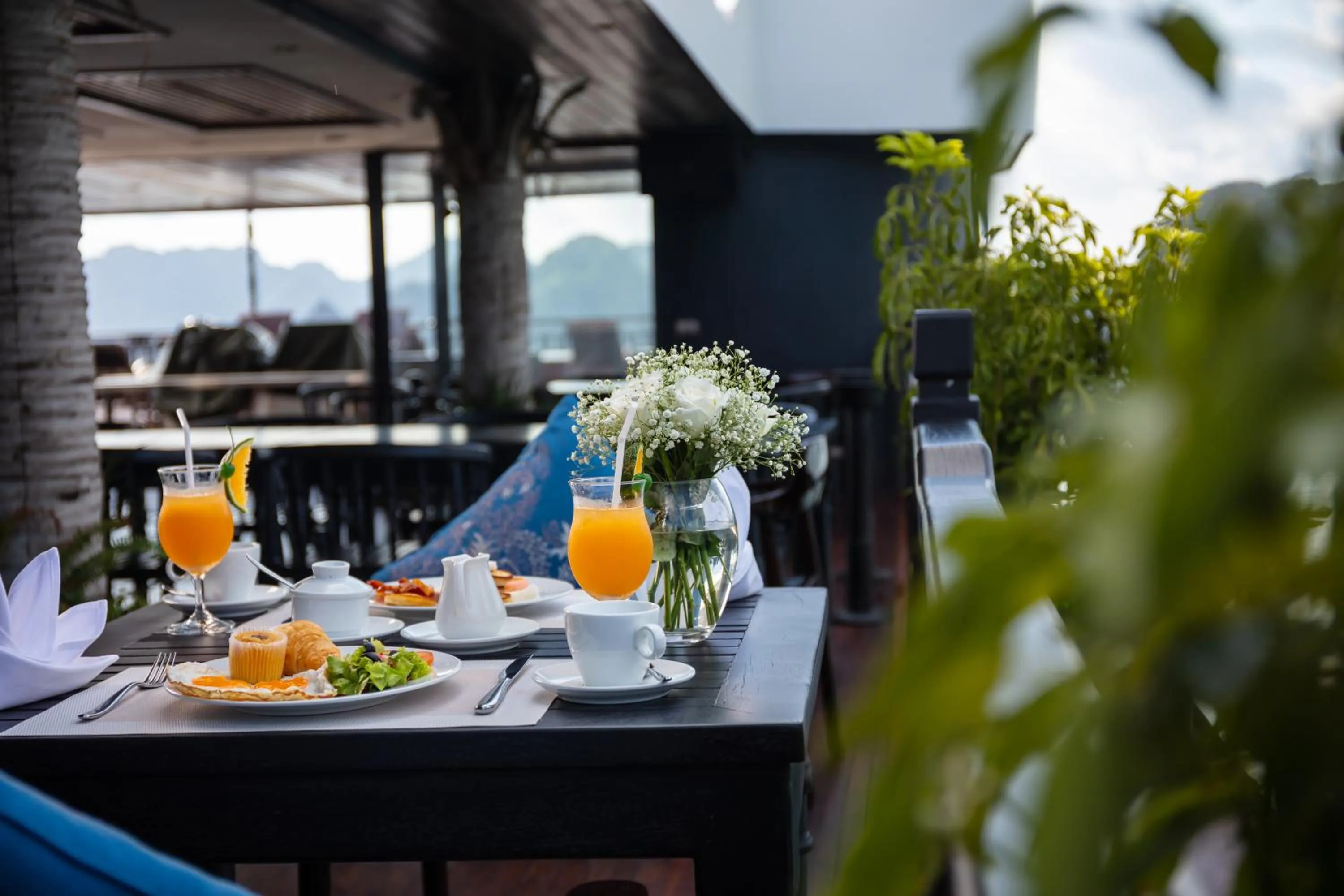 Restaurant/places to eat in La Regina Grand Cruise