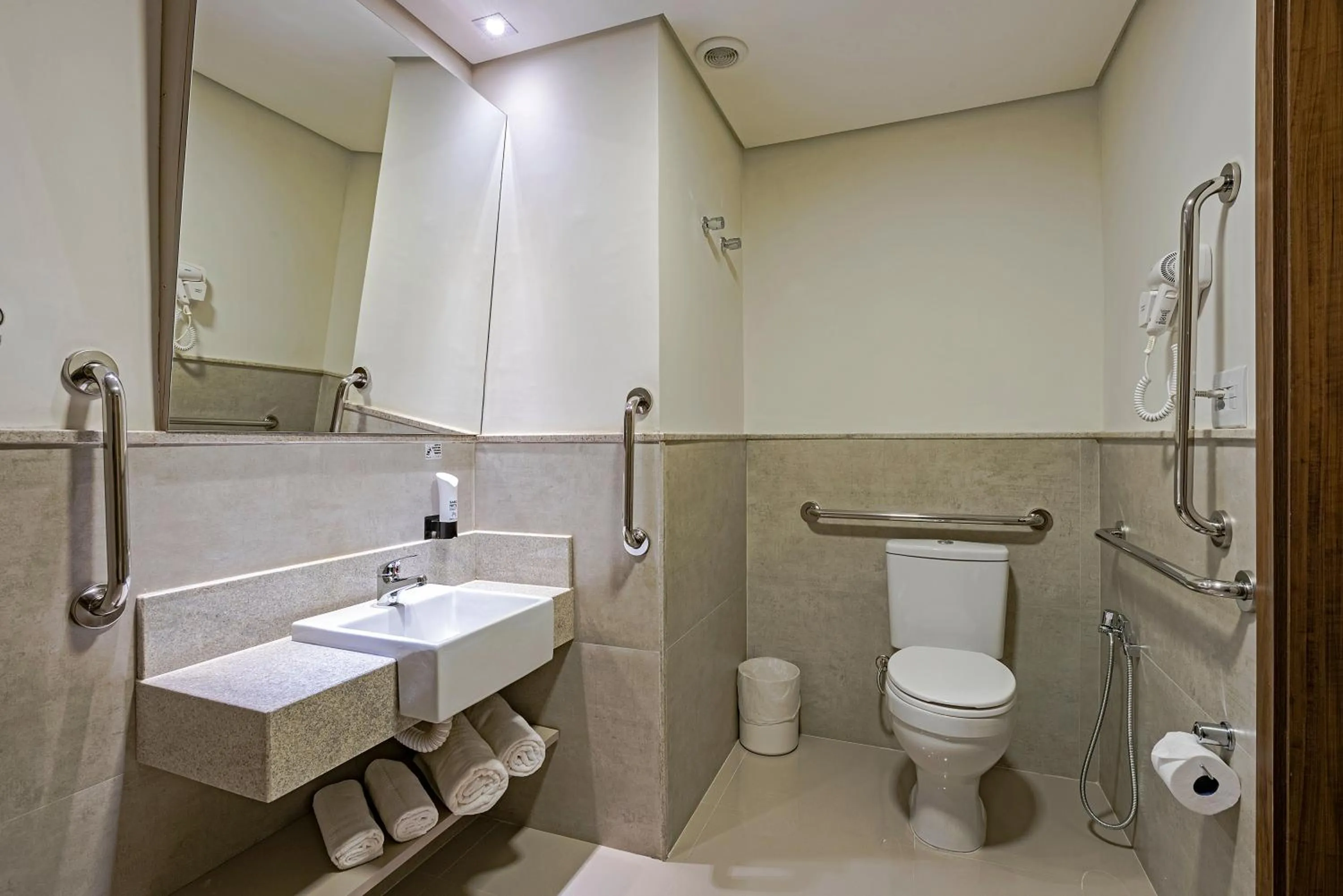 Toilet in Slim Guarapuava