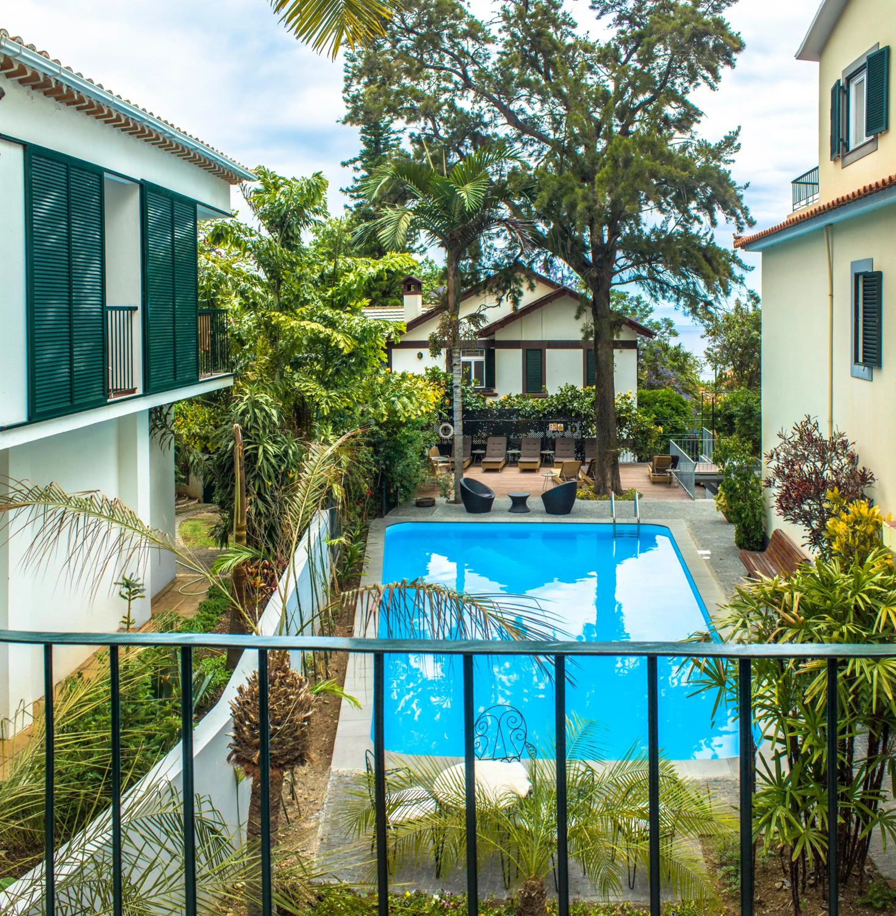 Swimming pool in Vila Vicência