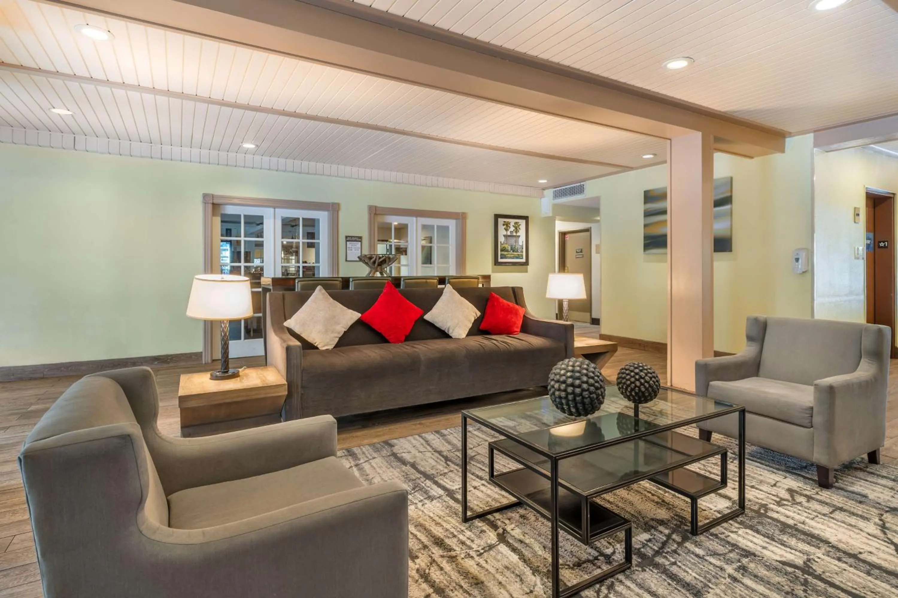 Lobby or reception in Best Western John Muir Inn