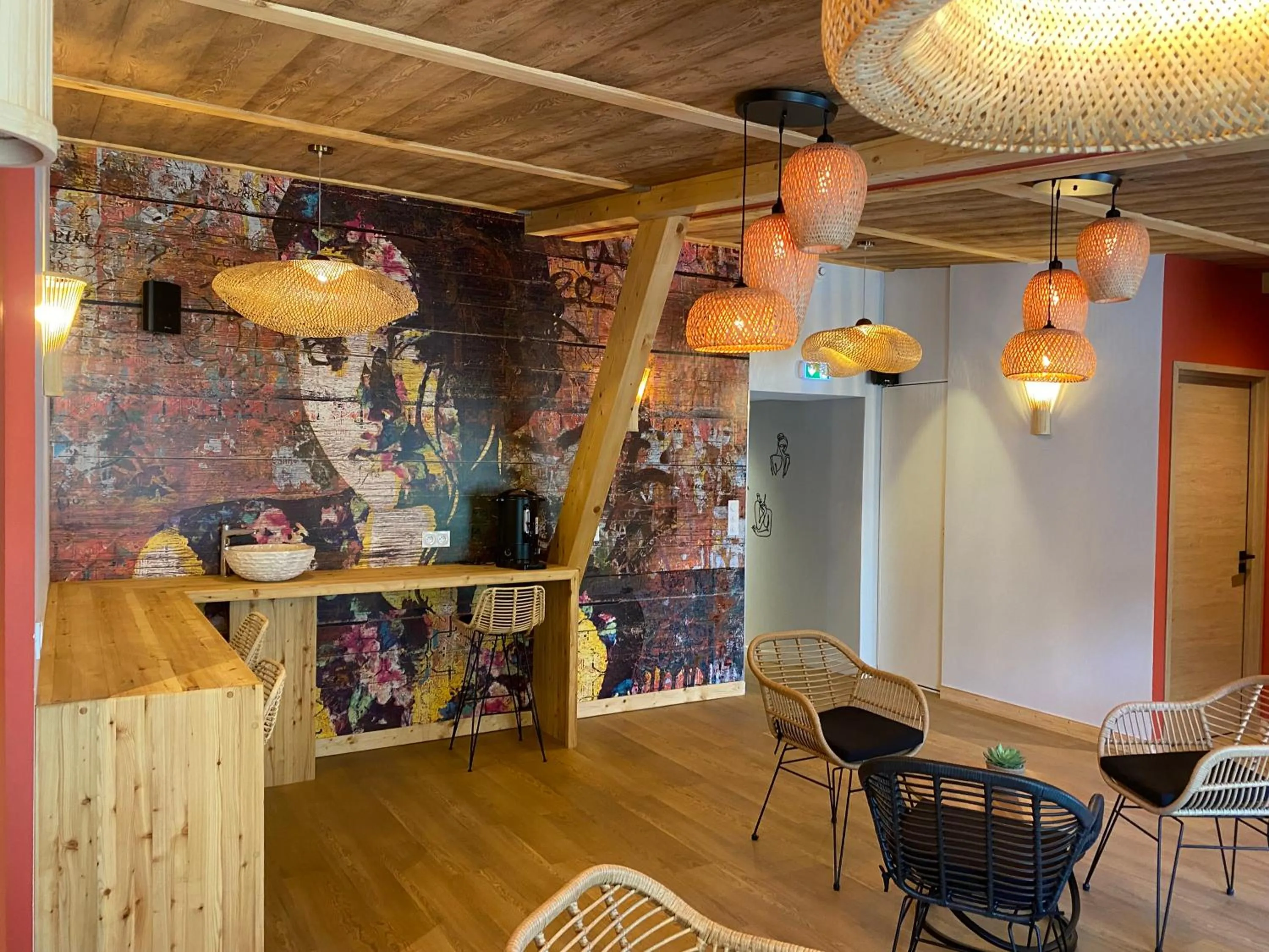 Living room in Logis Hôtel & Spa Les Autanes