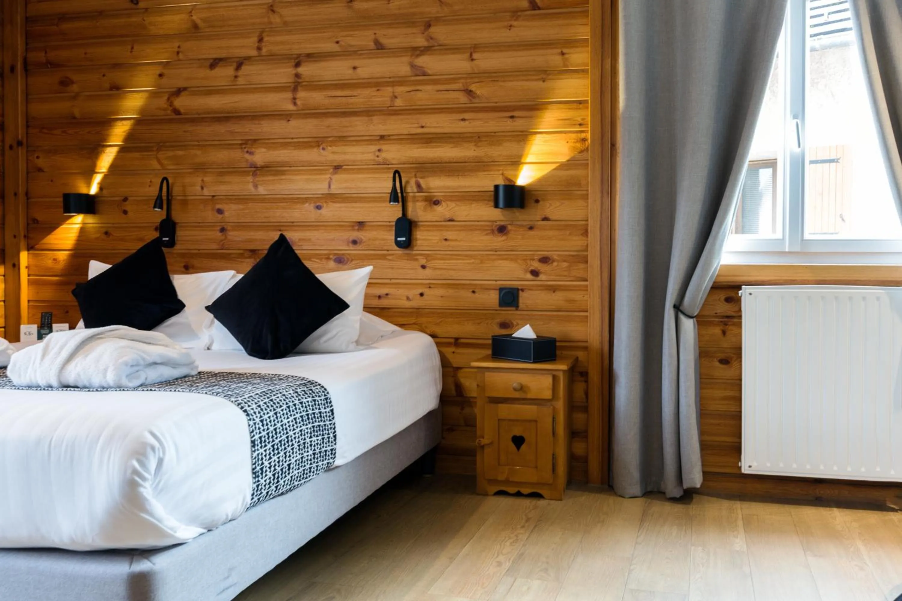 Bedroom, Bed in Logis Hôtel Les Autanes & Spa