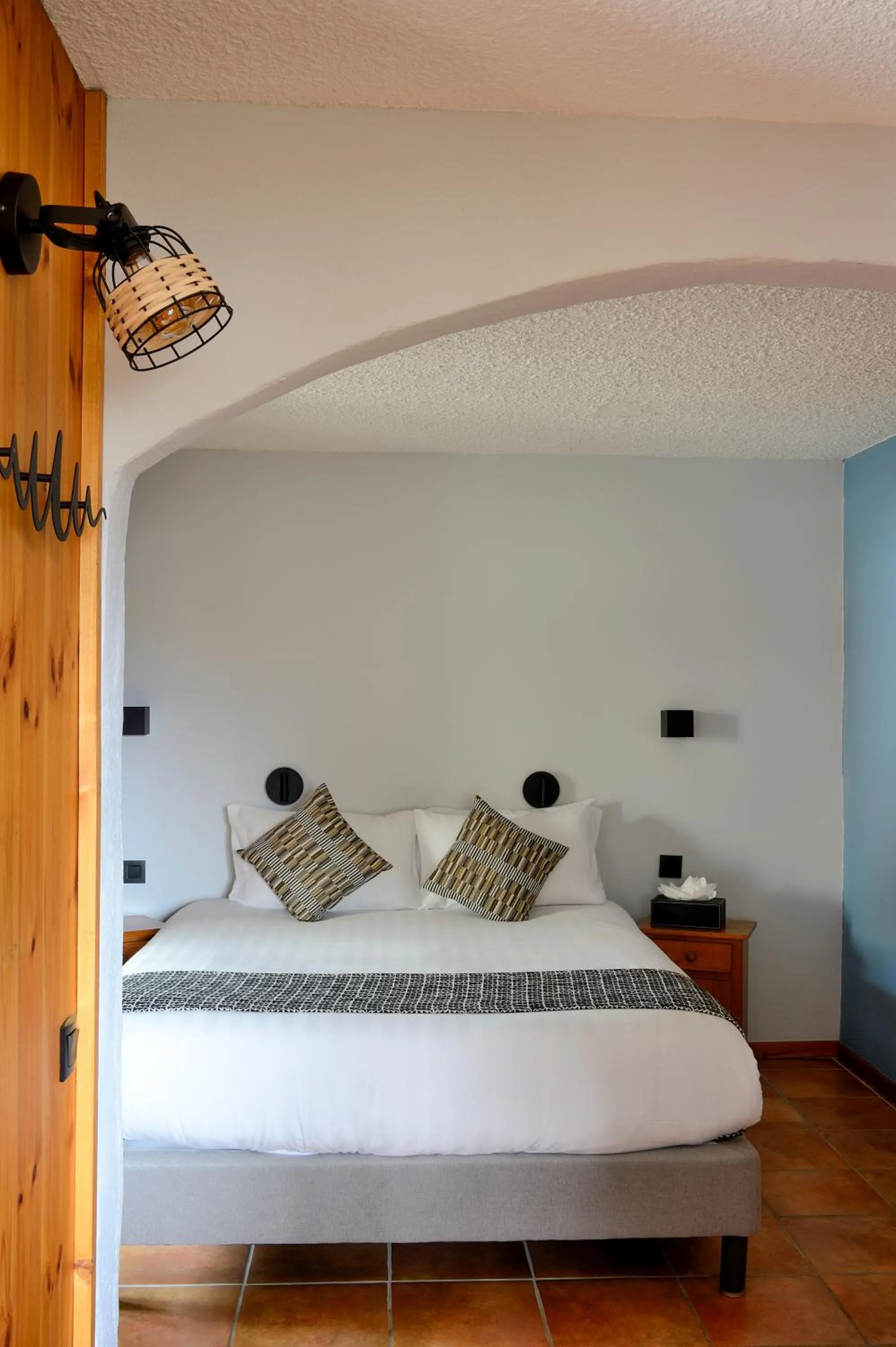 Bedroom, Bed in Logis Hôtel & Spa Les Autanes