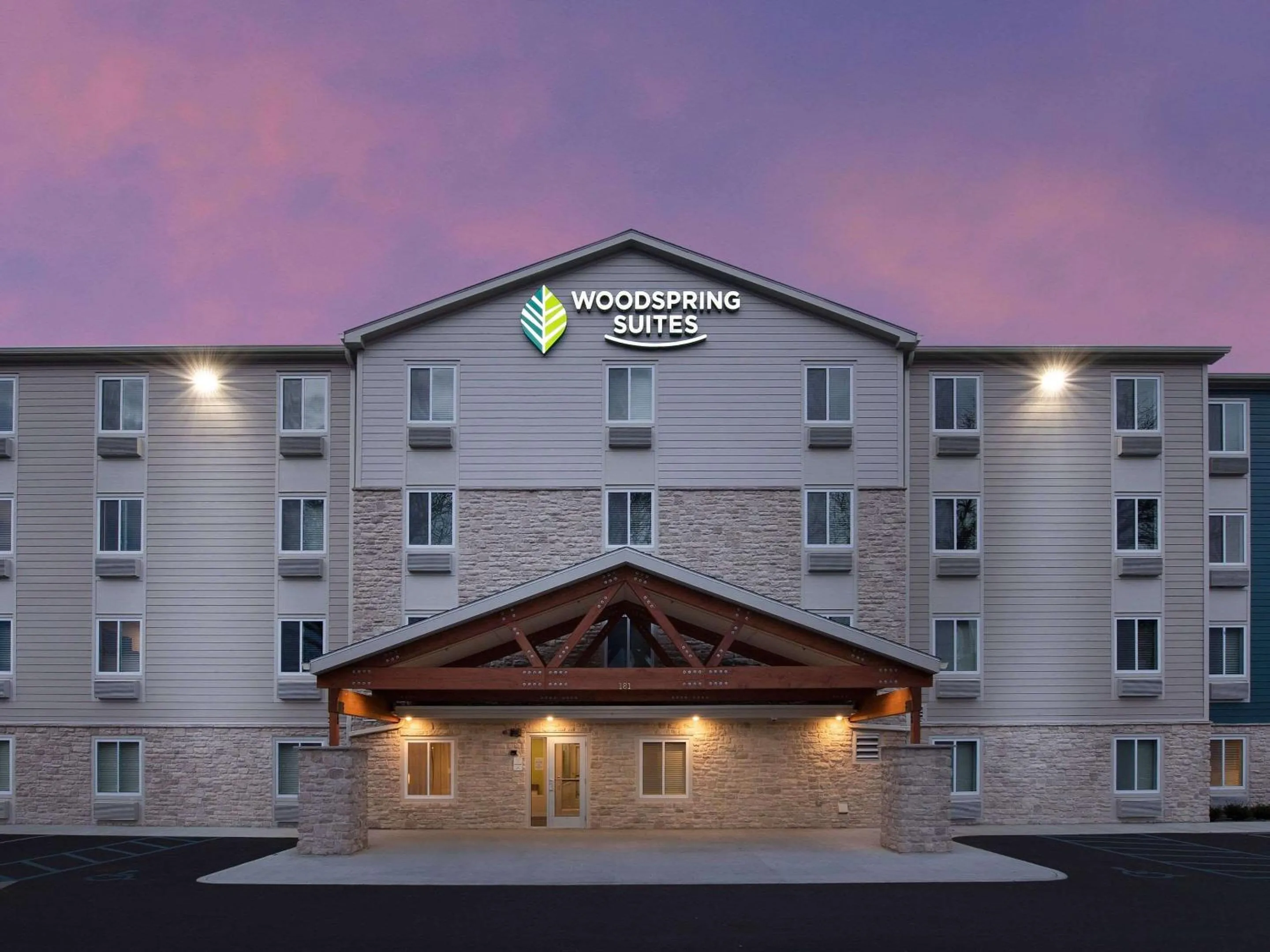 Property building in WoodSpring Suites Lackland near Sea World