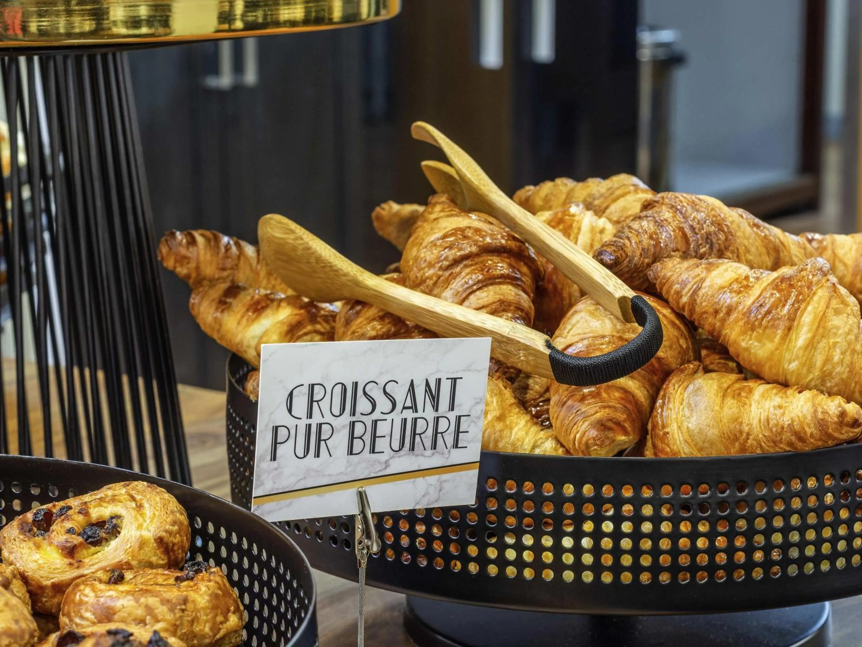 Breakfast in Mercure Bordeaux Lac