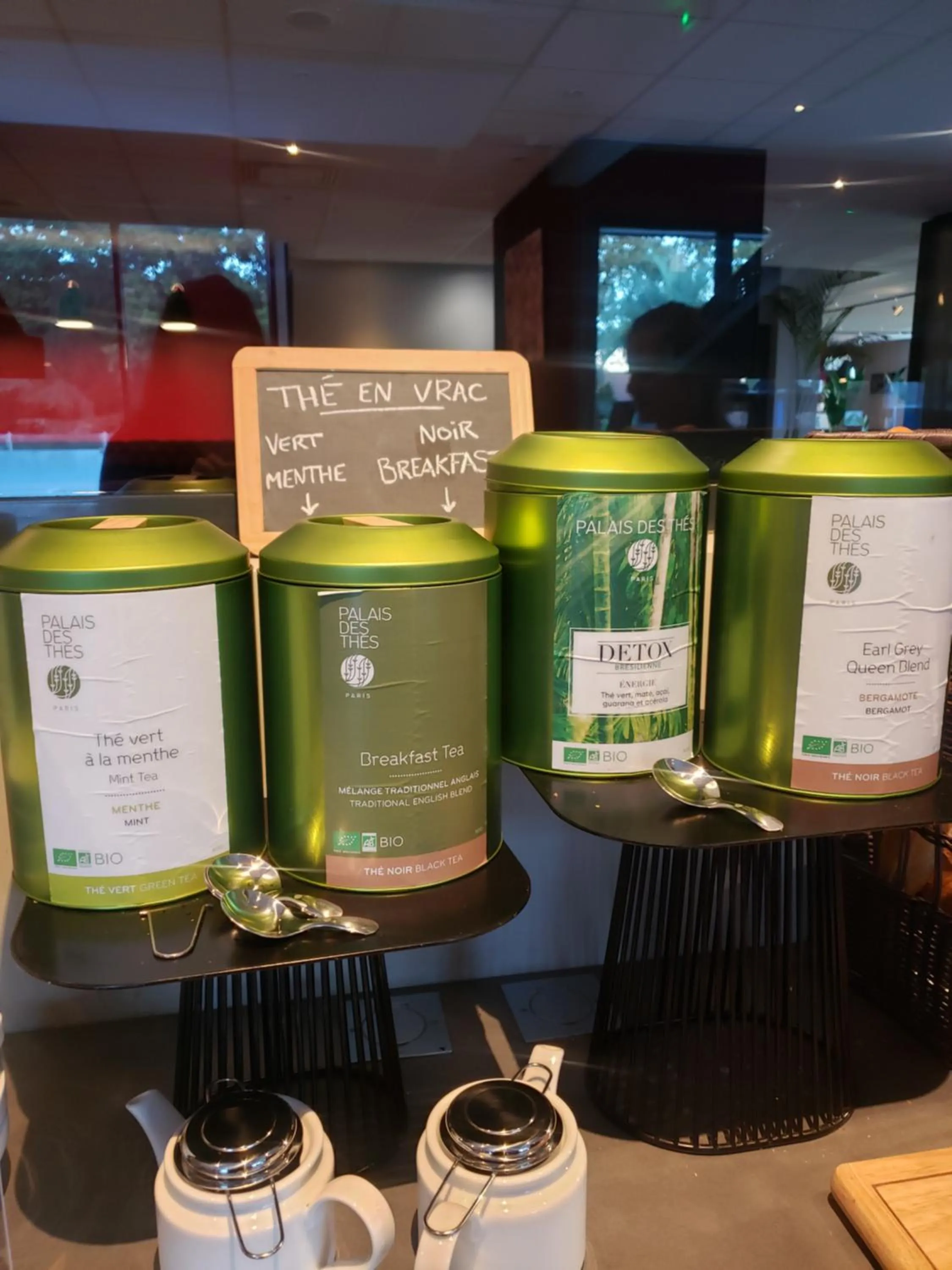 Breakfast in Mercure Bordeaux Lac