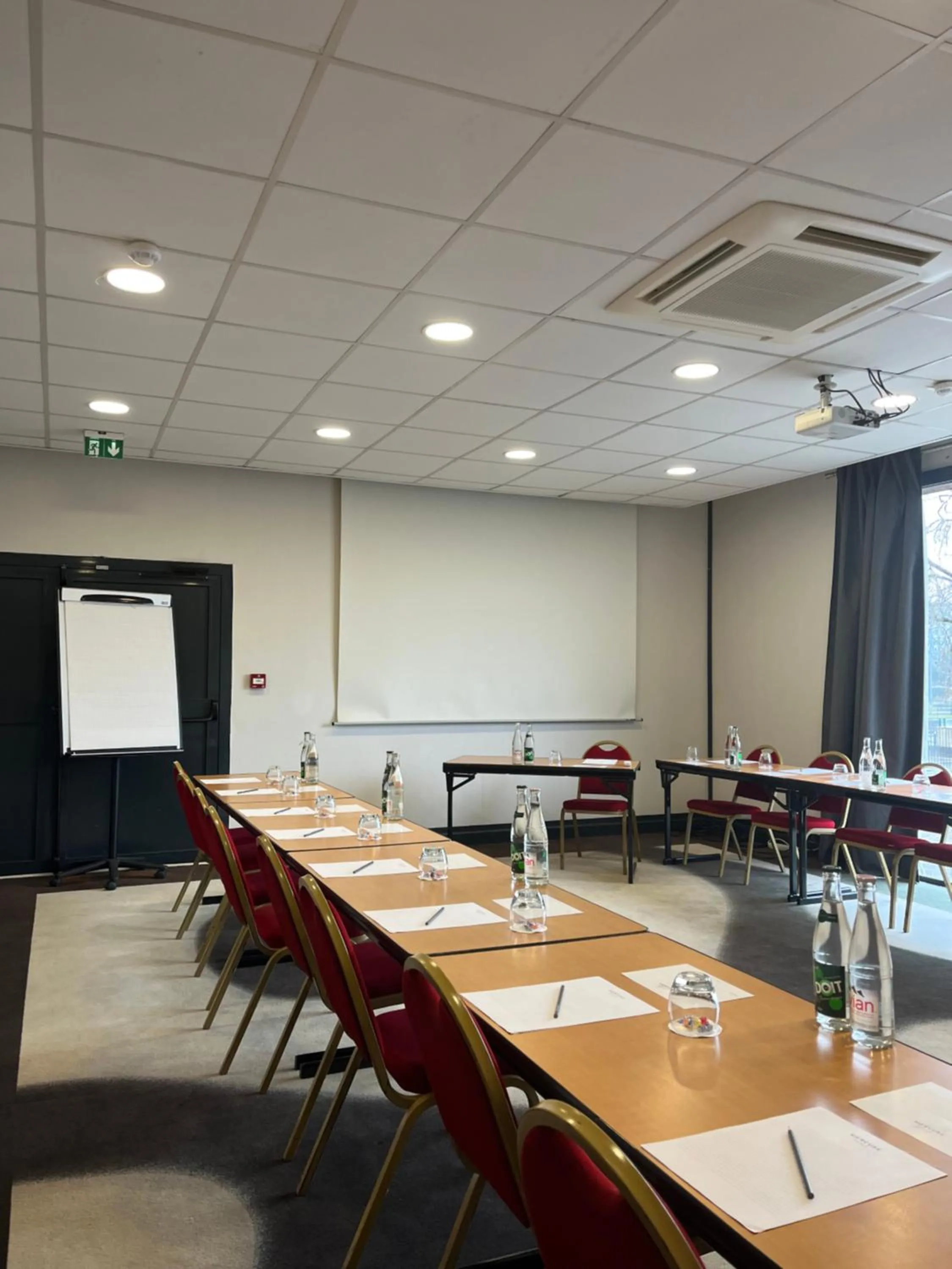 Meeting/conference room in Mercure Bordeaux Lac