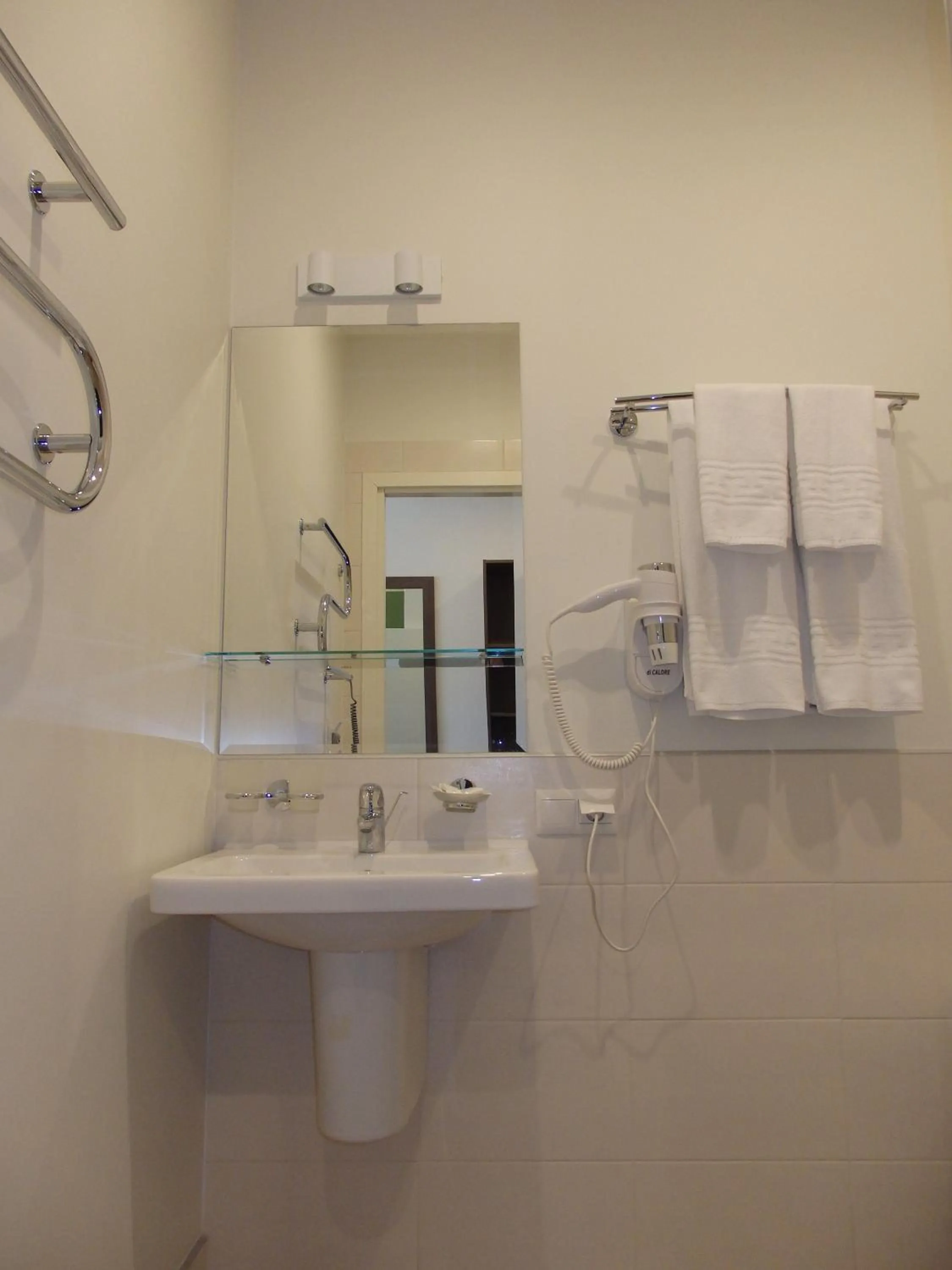 Toilet in Goda Hotel & Spa