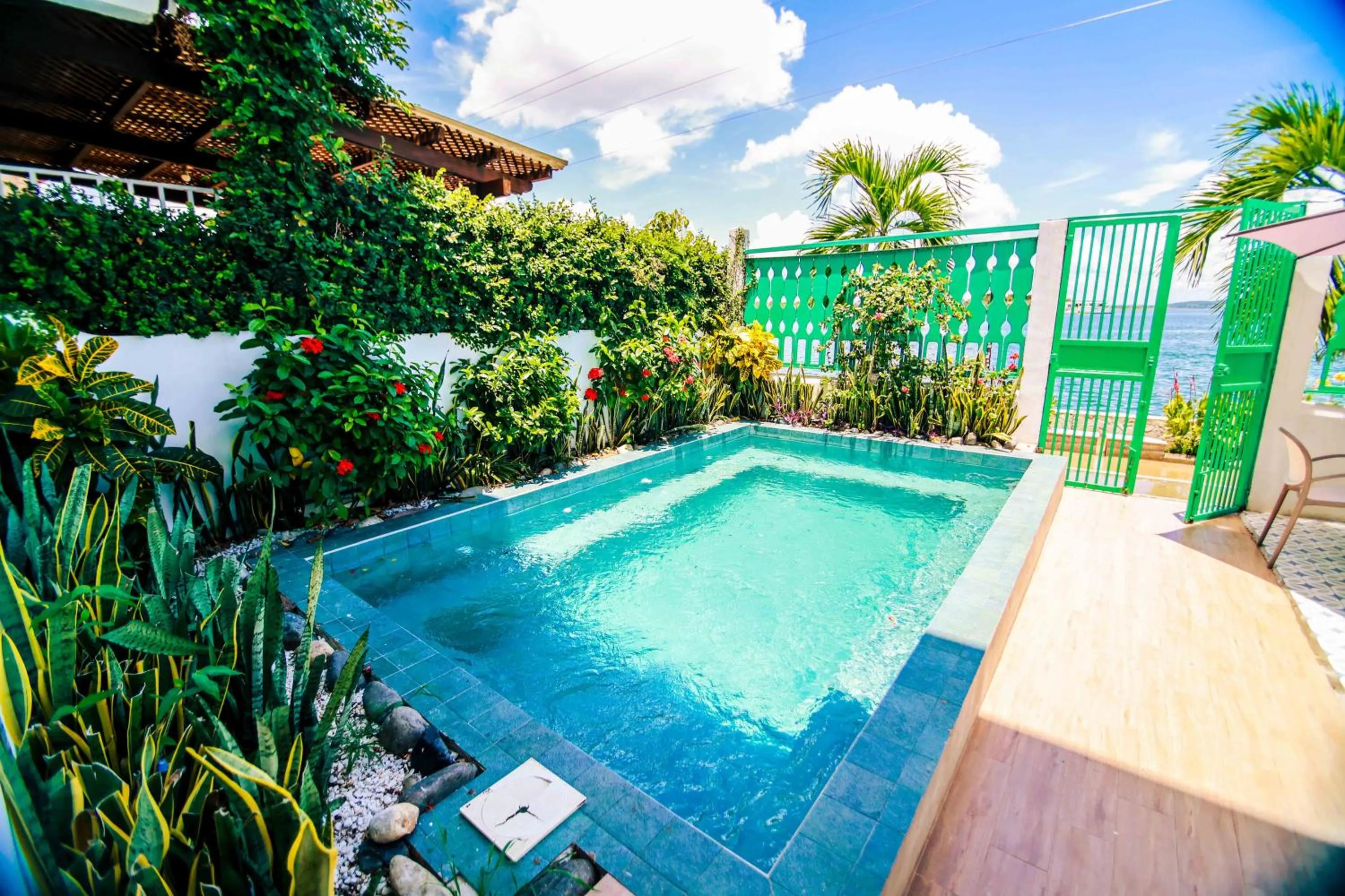 Swimming pool in Hotel Casa Turquesa