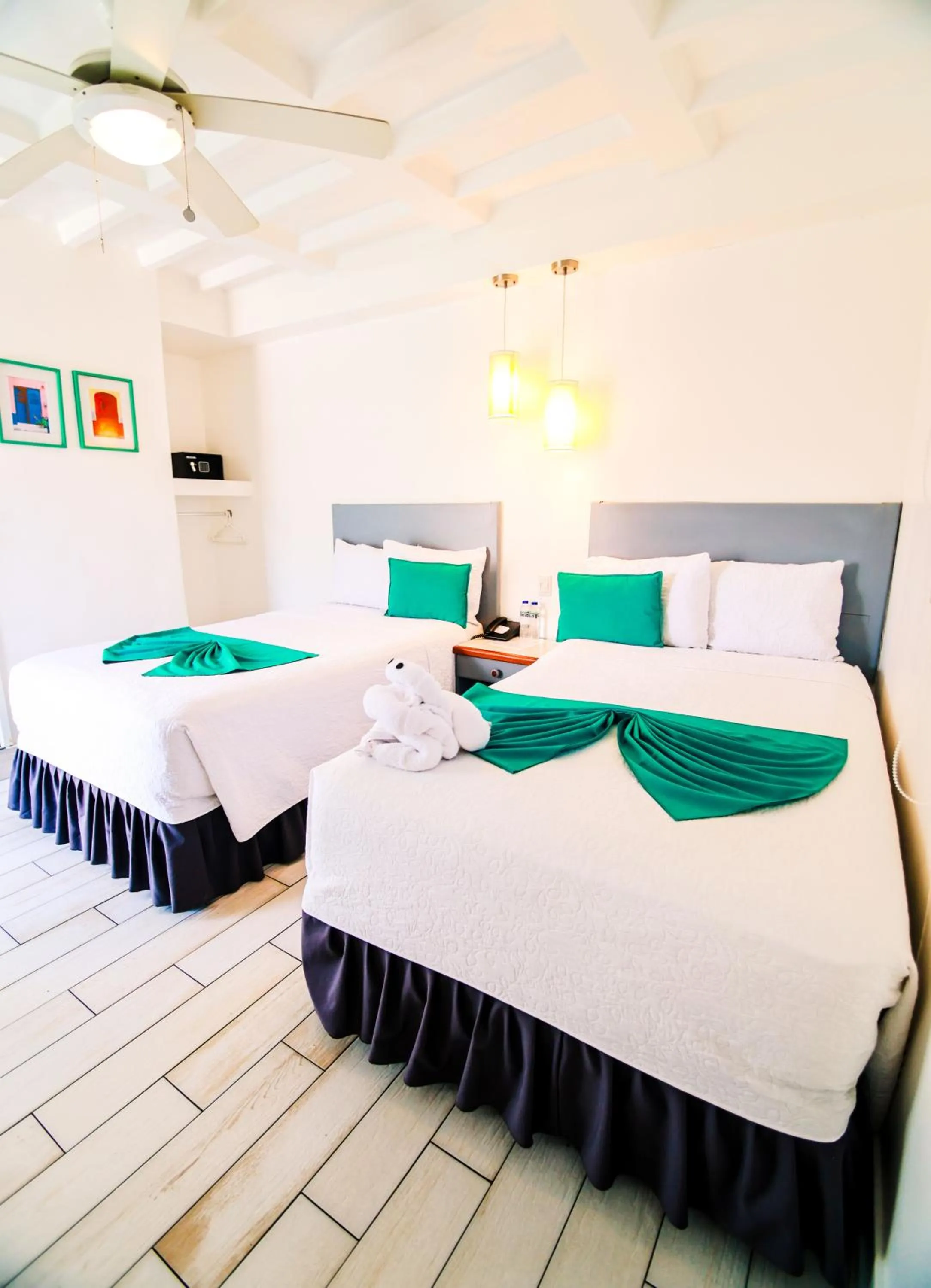 Photo of the whole room, Bed in Hotel Casa Turquesa