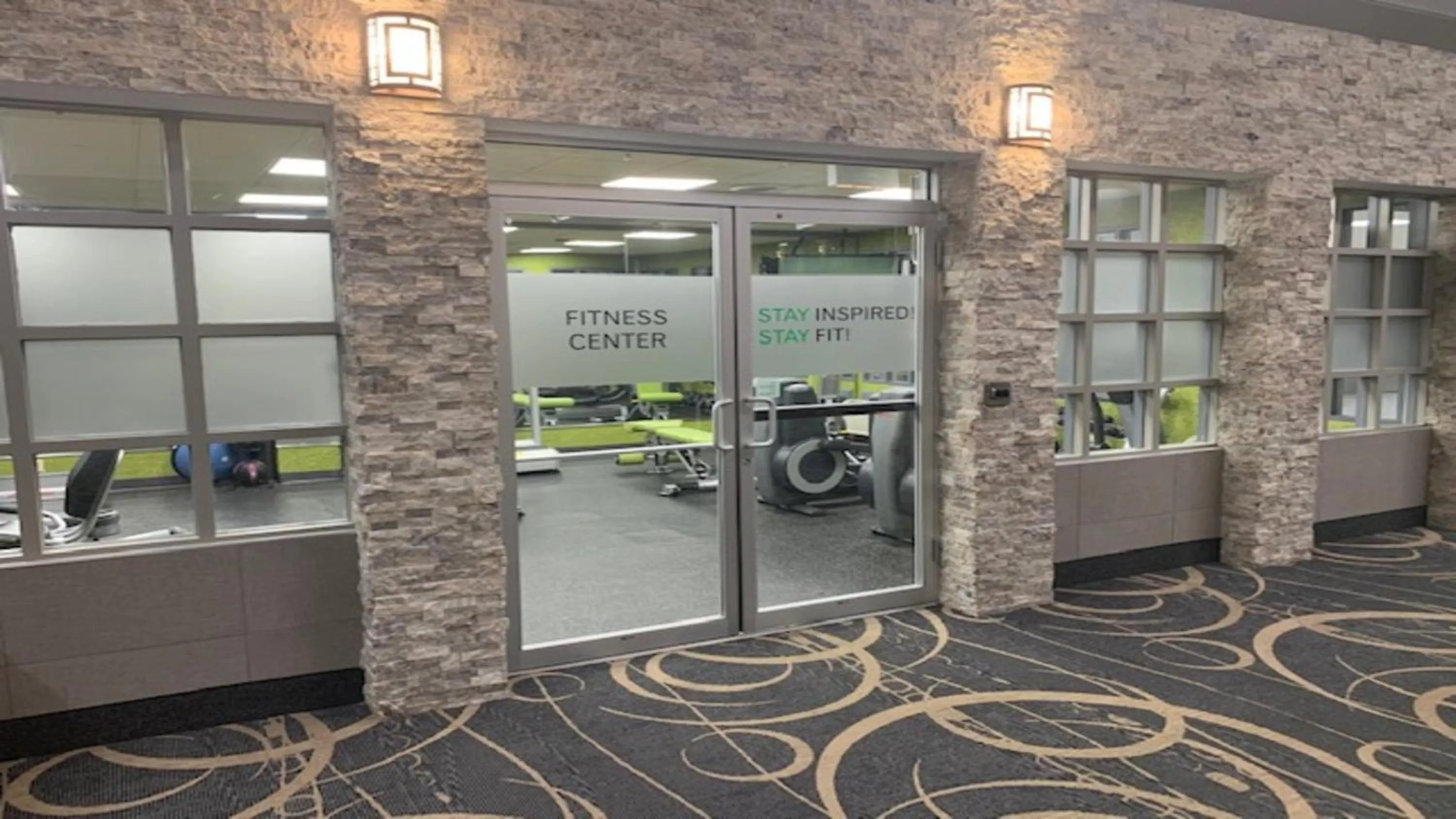 Fitness centre/facilities in Holiday Inn Chicago North Shore by IHG