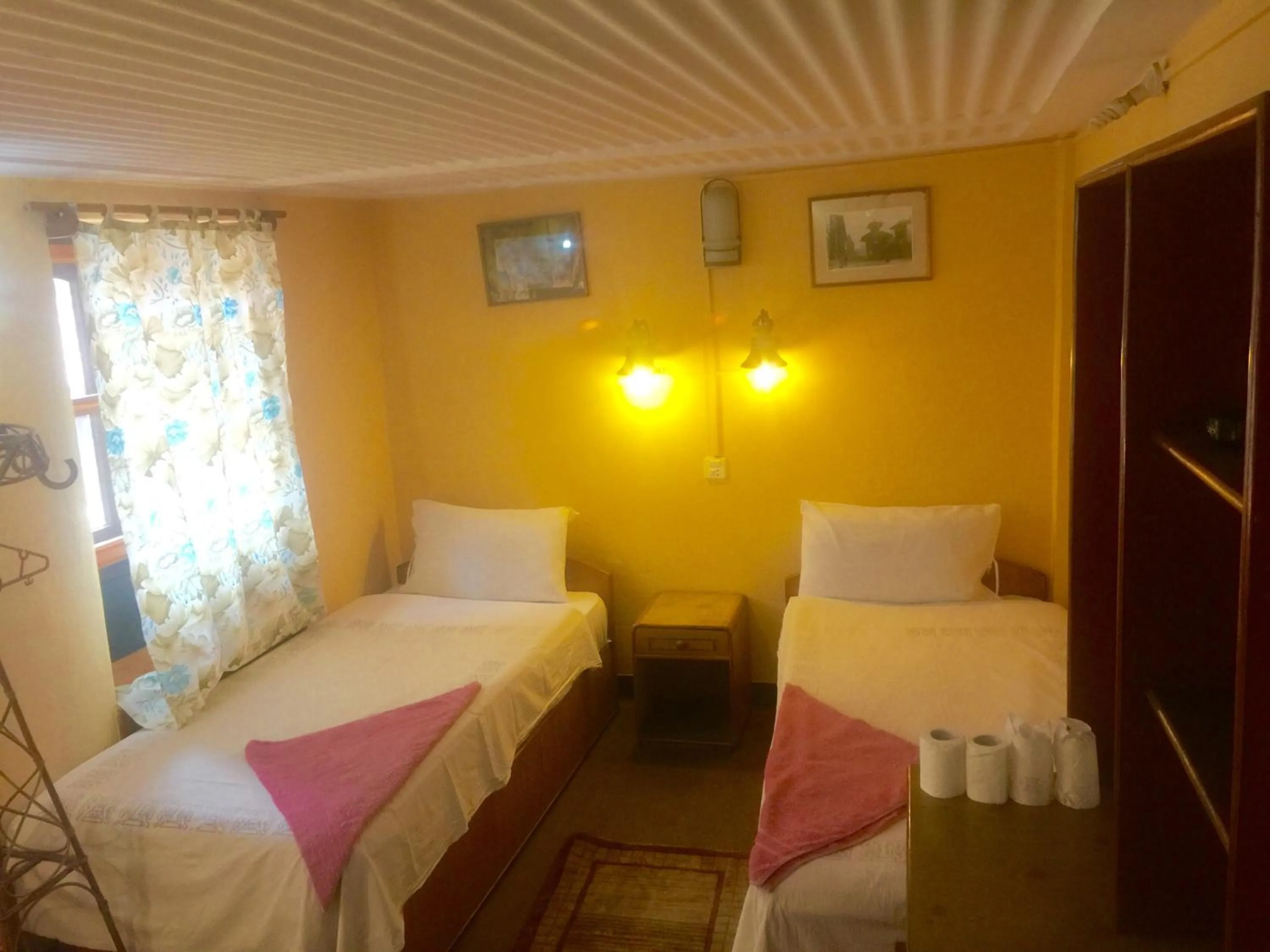 Spring, Bed in Shiva Guest House