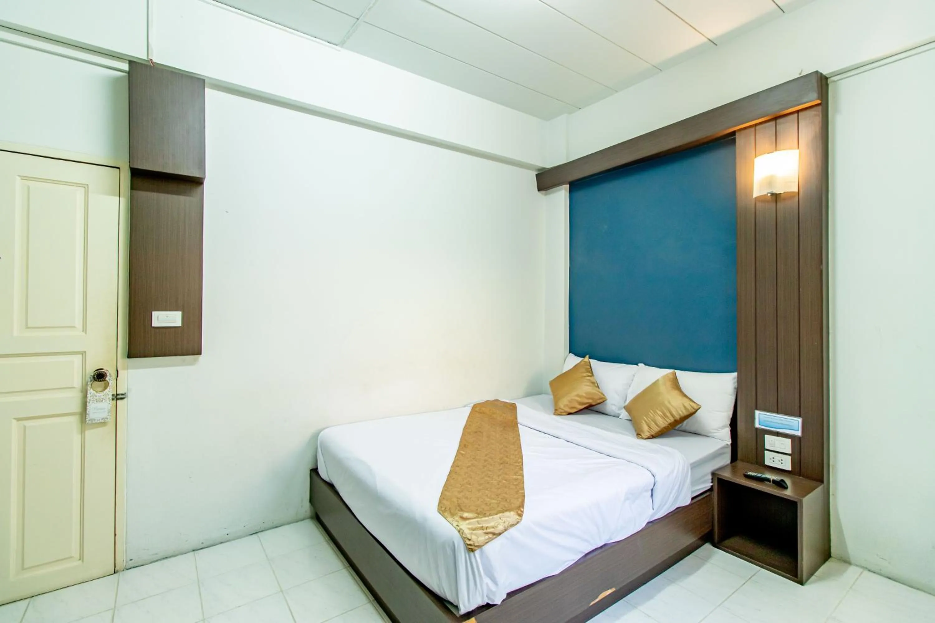 Bedroom, Bed in Riski Residence Bangkok-noi - Wasit Apartment