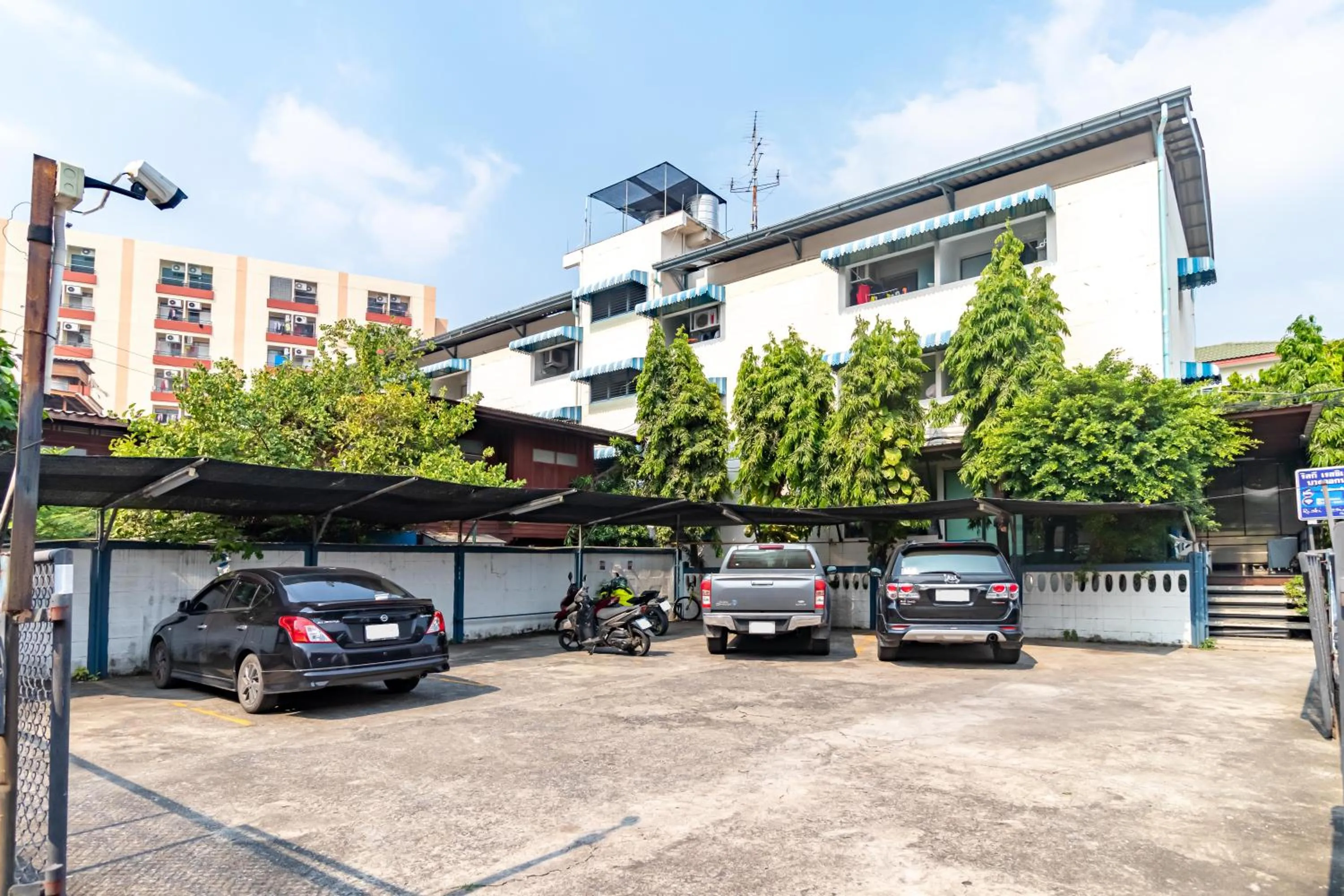 Property building in Riski Residence Bangkok-noi - Wasit Apartment