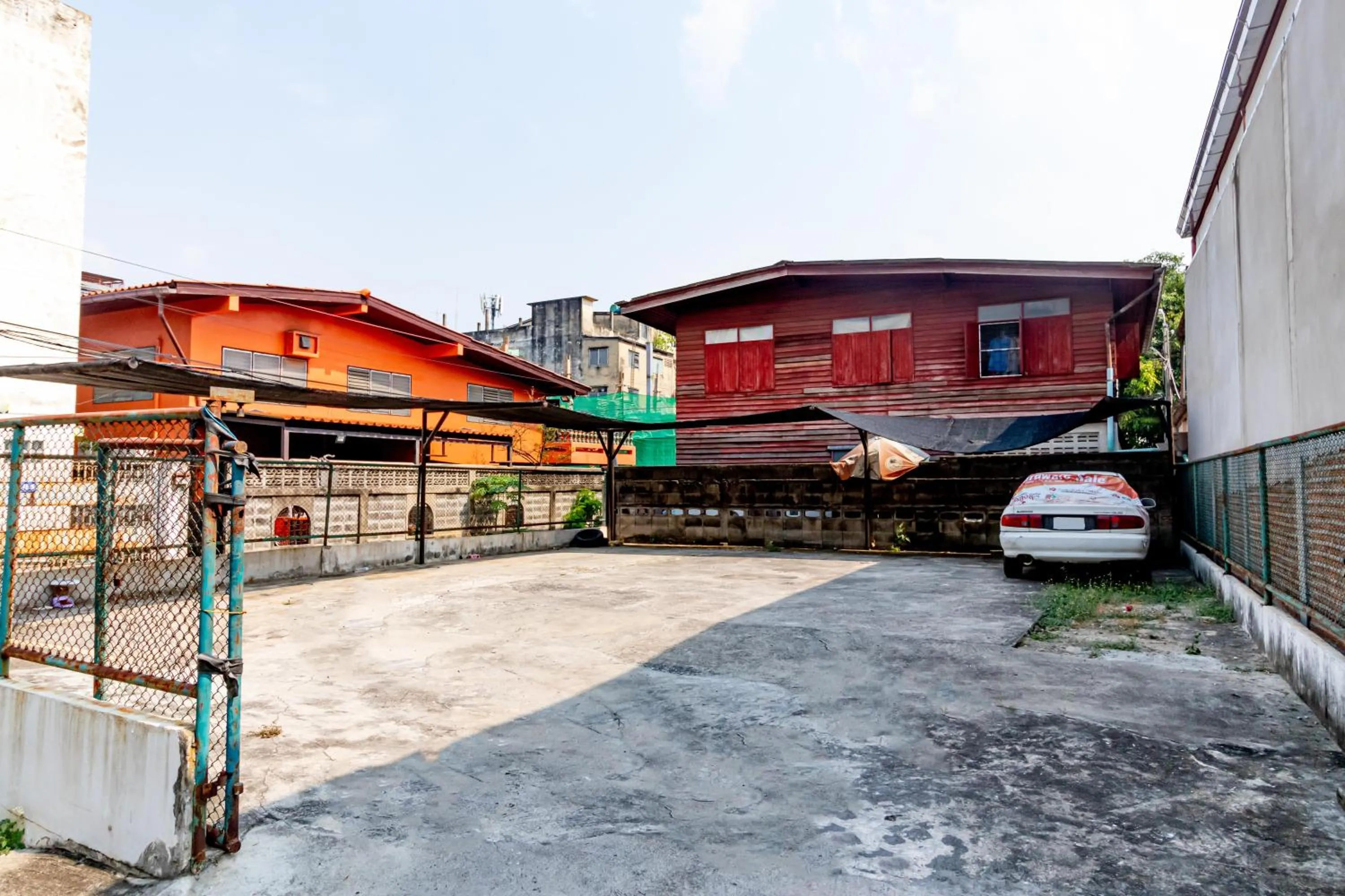 Property building in Riski Residence Bangkok-noi - Wasit Apartment