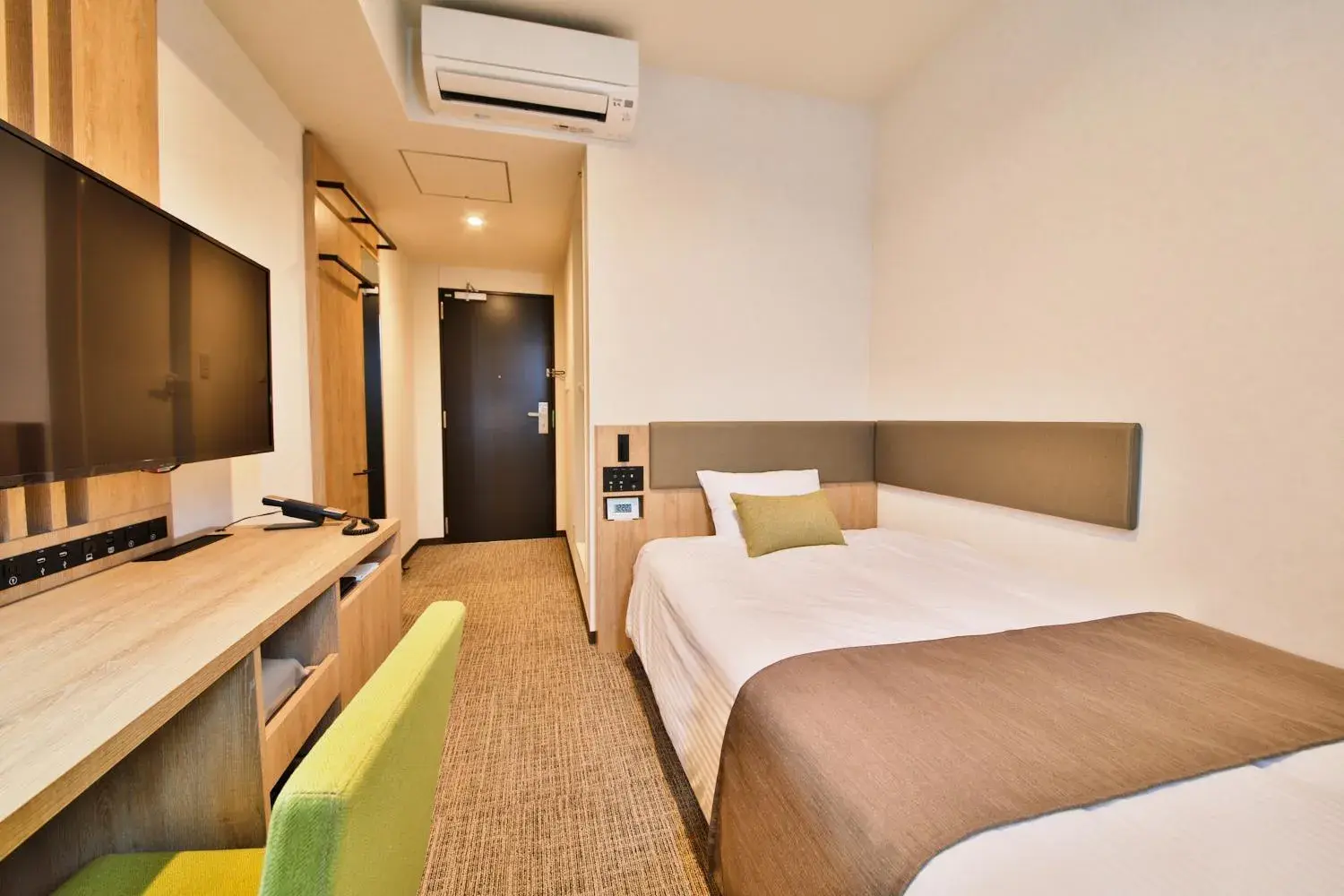 Standard Single Room with Mt.Fuji View - single occupancy in Rembrandt Style Gotemba Komakado Standard Single Room with Mt.Fuji View - single occupancy in Rembrandt Style Gotemba Komakado