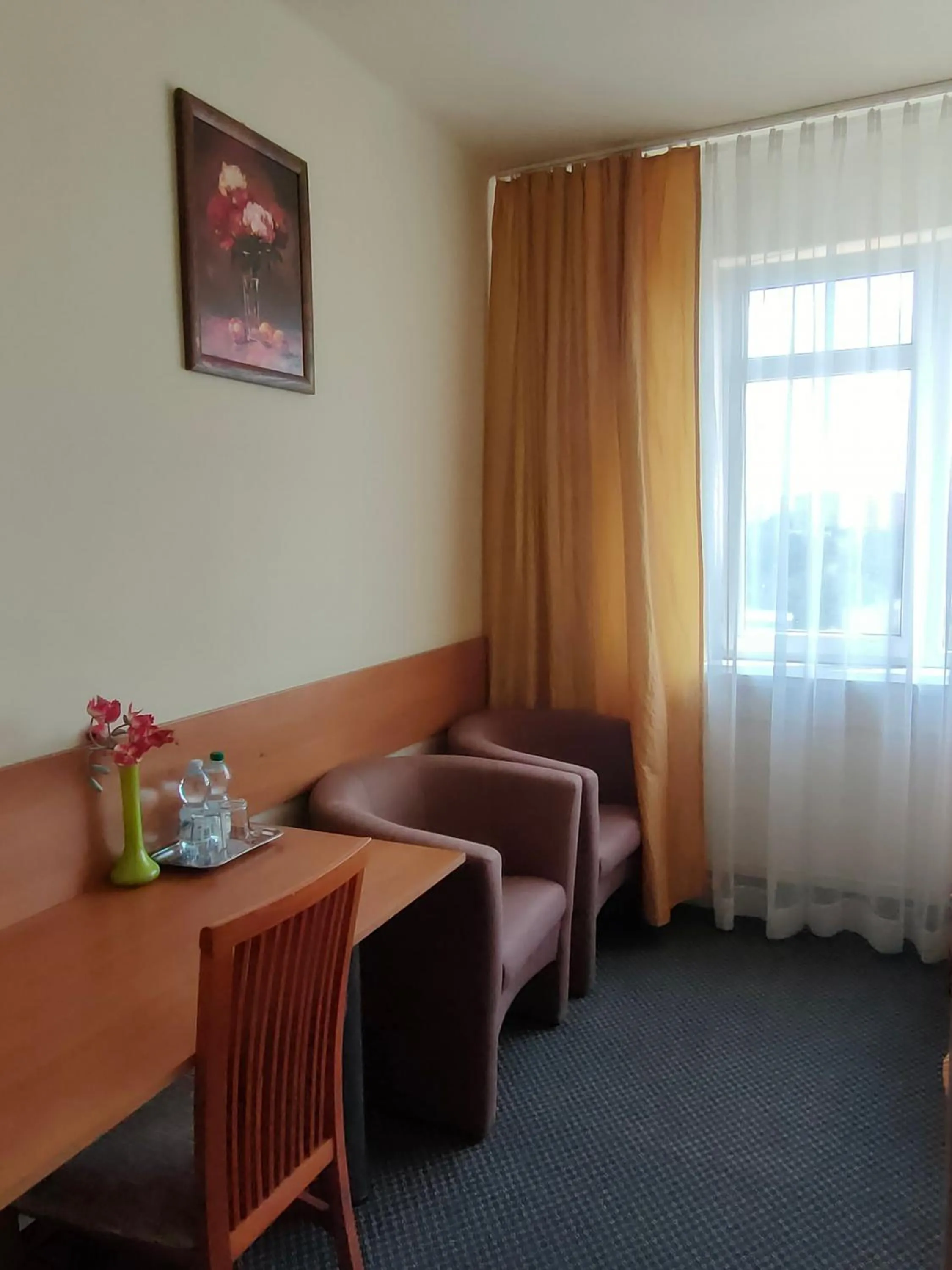 Photo of the whole room in HotelsLublin