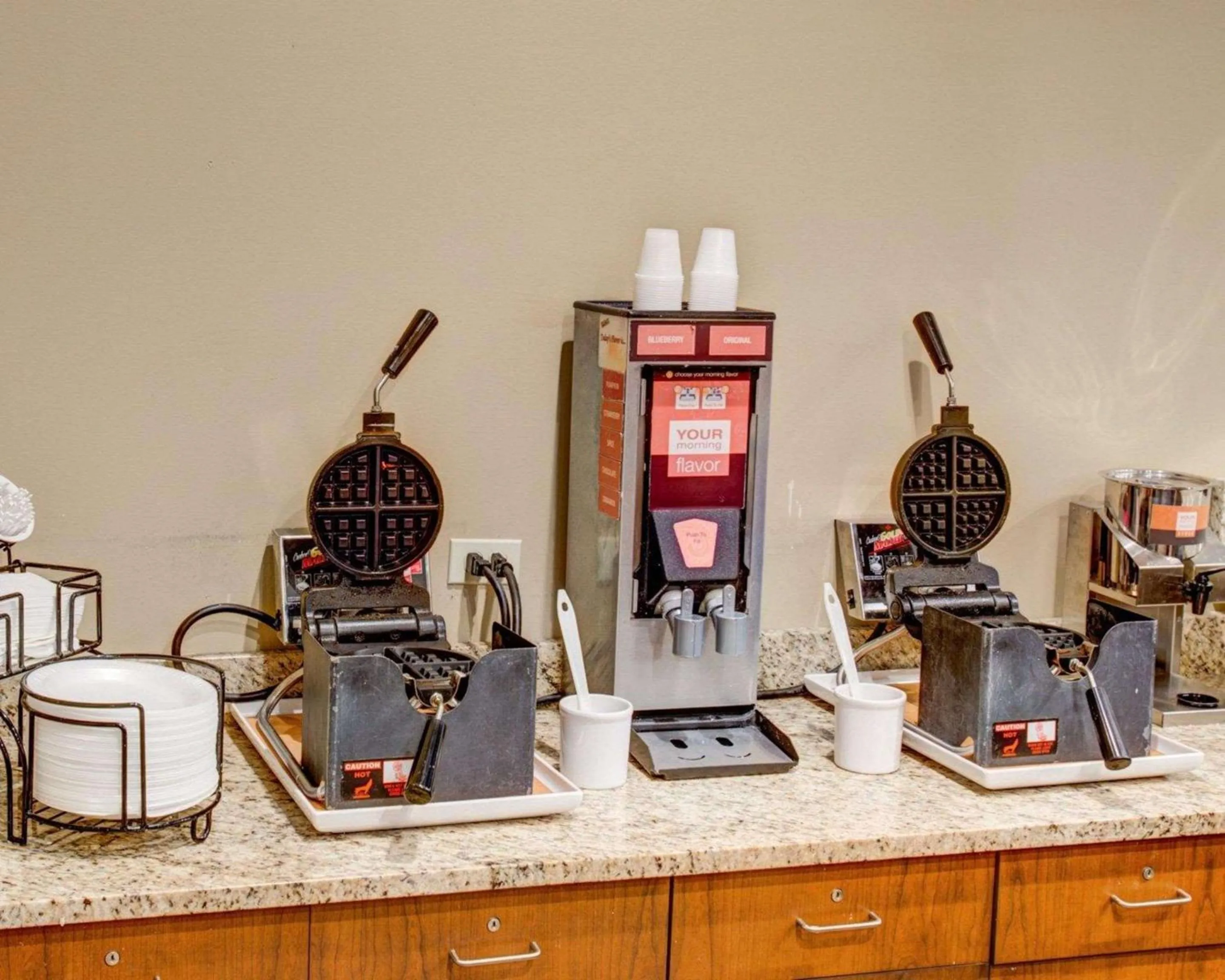 Restaurant/places to eat in Comfort Inn Conference Center Philadelphia Penn Hills